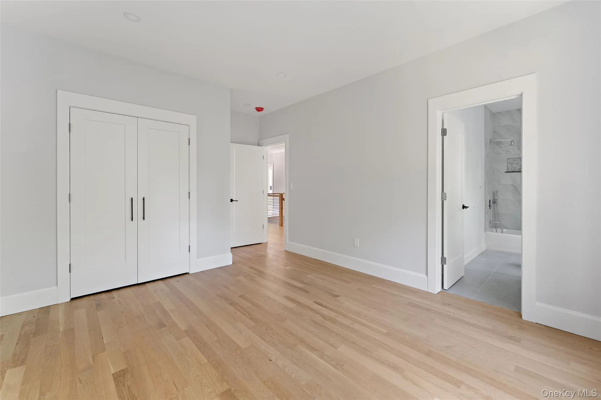 Bedroom #2 with private ensuite bathroom. Bedroom #2 with private ensuite bathroom.