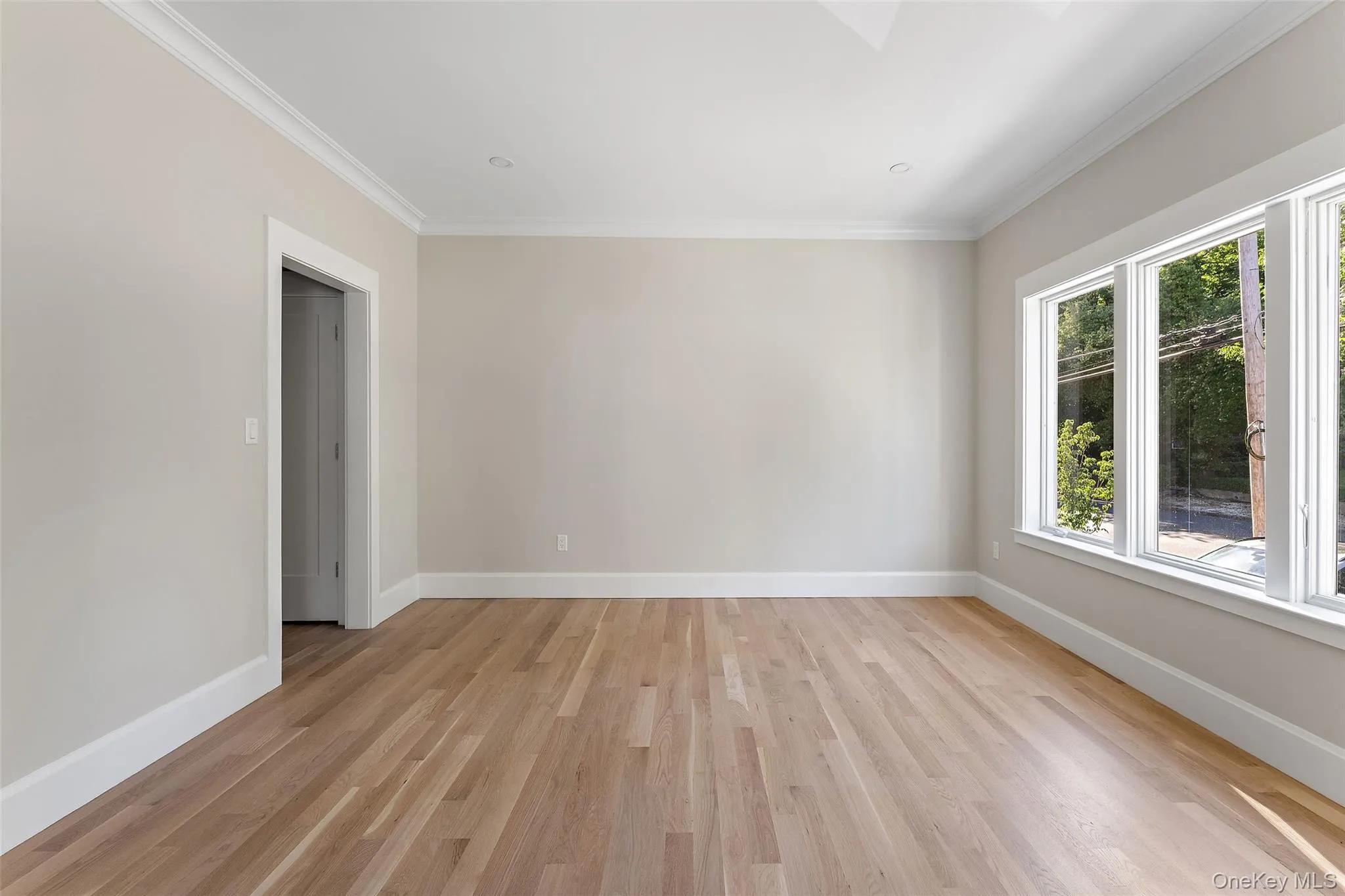 Alternate view of formal dining with with butlers pantry that leads directly to kitchen Alternate view of formal dining with with butlers pantry that leads directly to kitchen