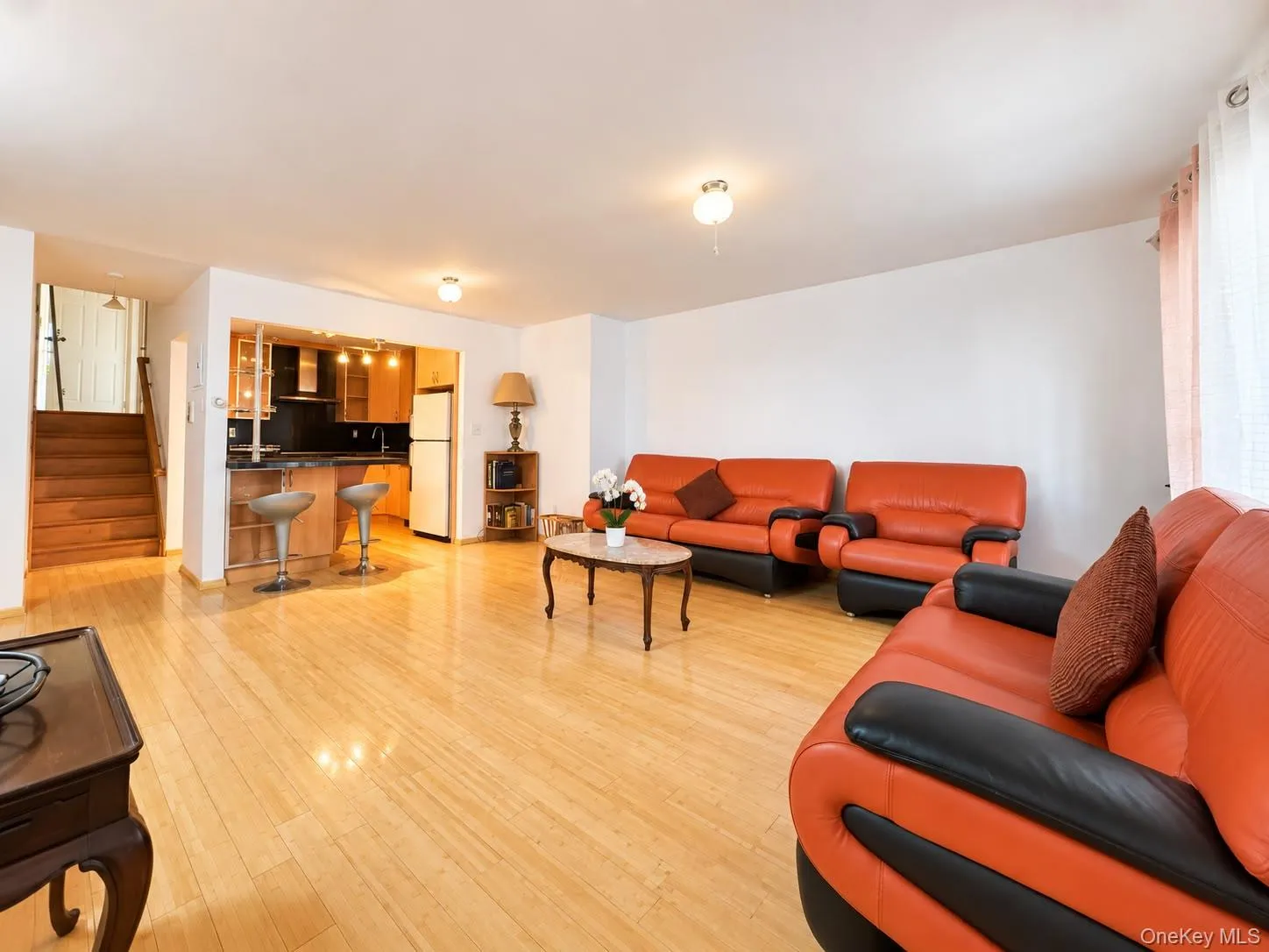 63-25B Bourton, New York, NY, 2 Bedrooms Bedrooms, 5 Rooms Rooms,2 BathroomsBathrooms,Residential Lease,For Rent,Bourton,0,1049273 63-25B Bourton, New York, NY, 2 Bedrooms Bedrooms, 5 Rooms Rooms,2 BathroomsBathrooms,Residential Lease,For Rent,Bourton,0,1049273