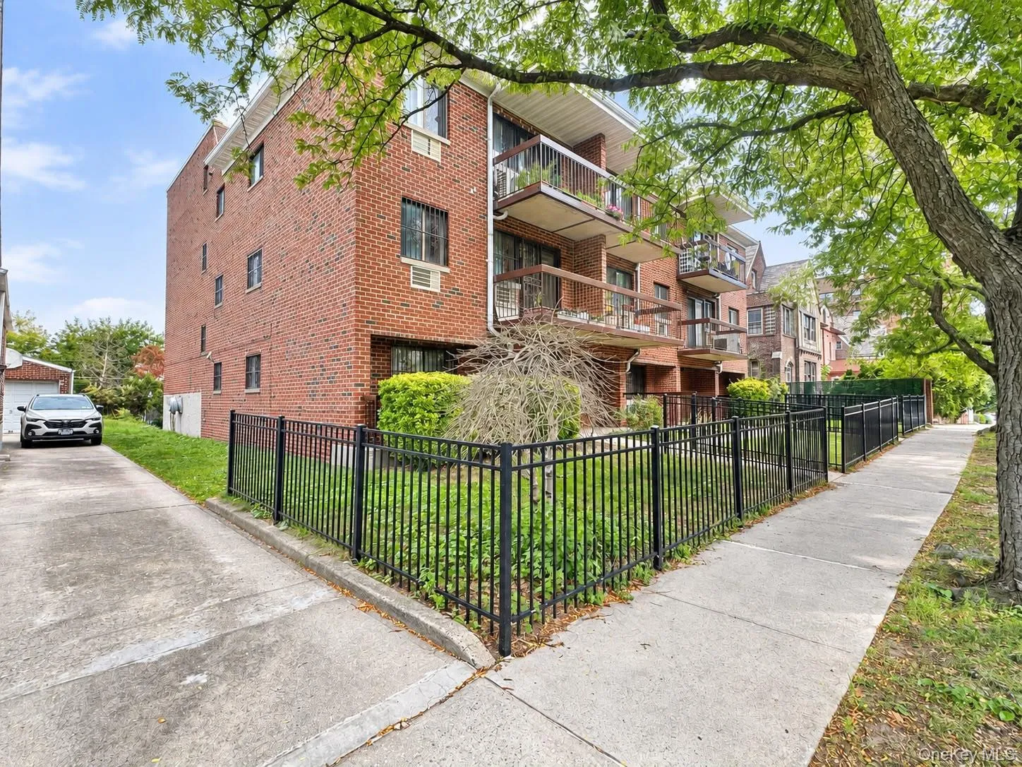 63-25B Bourton, New York, NY, 2 Bedrooms Bedrooms, 5 Rooms Rooms,2 BathroomsBathrooms,Residential Lease,For Rent,Bourton,0,1049273 63-25B Bourton, New York, NY, 2 Bedrooms Bedrooms, 5 Rooms Rooms,2 BathroomsBathrooms,Residential Lease,For Rent,Bourton,0,1049273