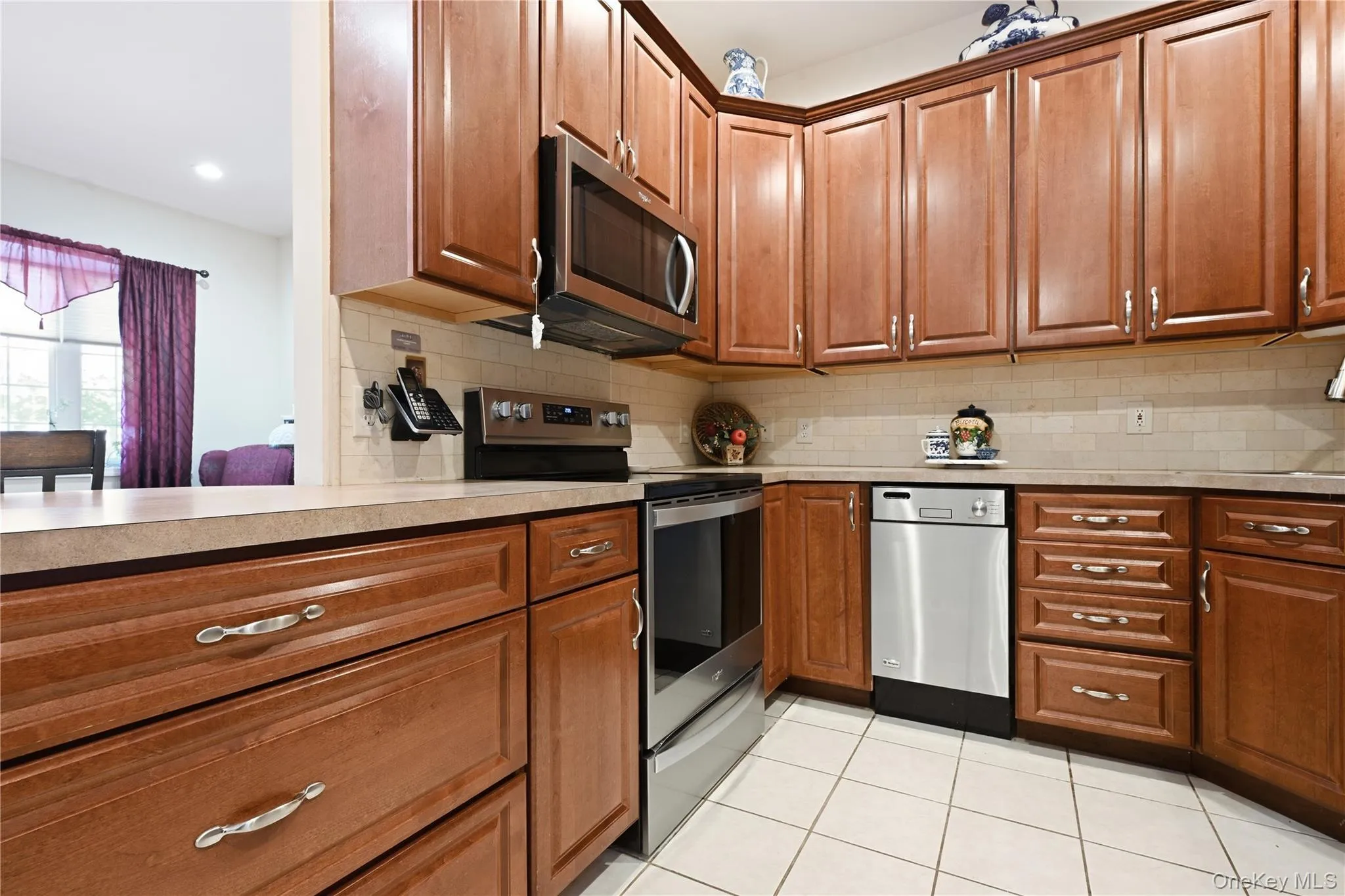 121 Francesca Way, Babylon, NY, 2 Bedrooms Bedrooms, 6 Rooms Rooms,1 BathroomBathrooms,Residential,For Rent,Francesca,0,1049275 121 Francesca Way, Babylon, NY, 2 Bedrooms Bedrooms, 6 Rooms Rooms,1 BathroomBathrooms,Residential,For Rent,Francesca,0,1049275