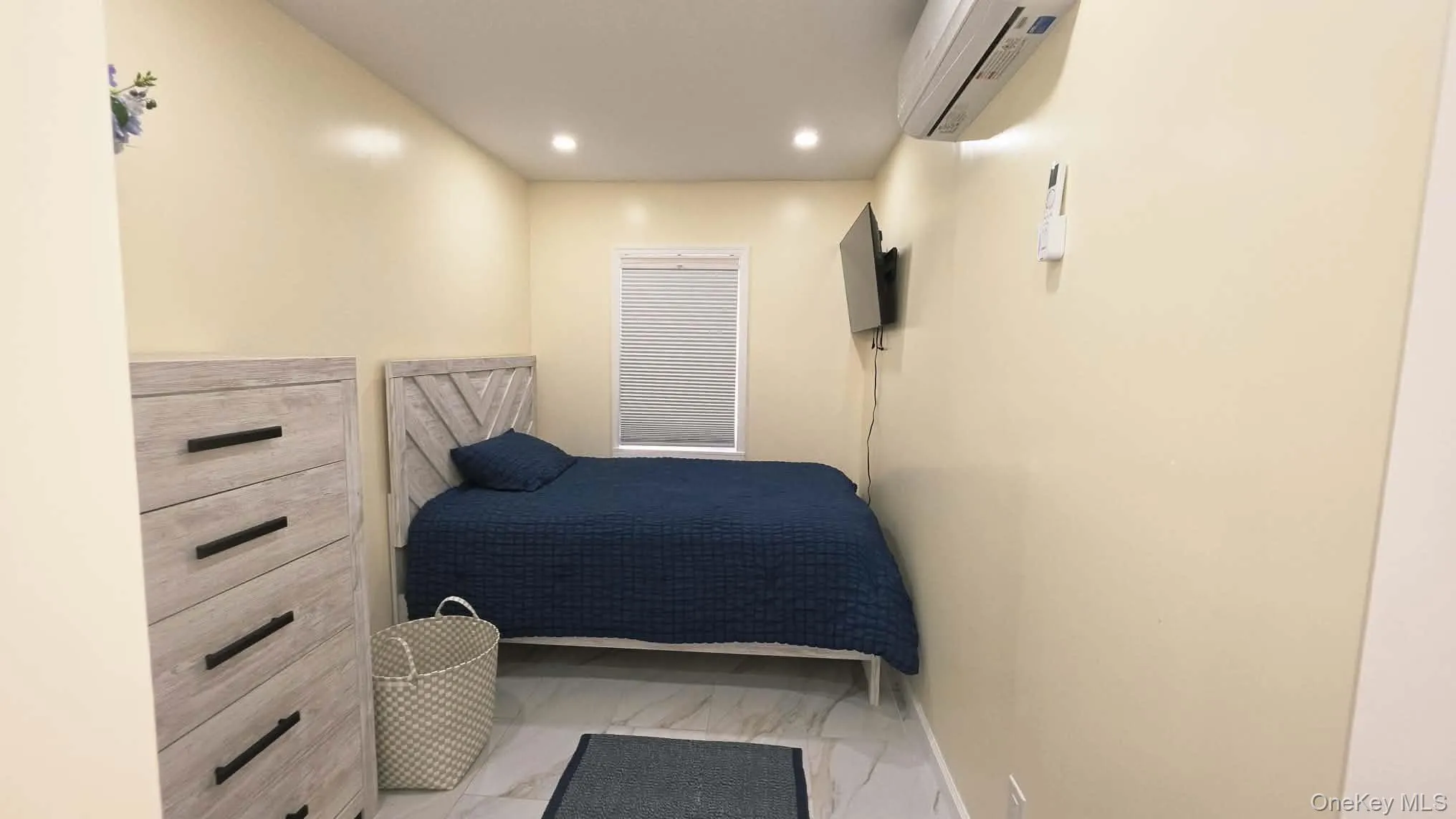 124-05 Jamaica Avenue, New York, NY, 2 Bedrooms Bedrooms, 5 Rooms Rooms,1 BathroomBathrooms,Residential Lease,For Rent,Jamaica,0,1049279 124-05 Jamaica Avenue, New York, NY, 2 Bedrooms Bedrooms, 5 Rooms Rooms,1 BathroomBathrooms,Residential Lease,For Rent,Jamaica,0,1049279