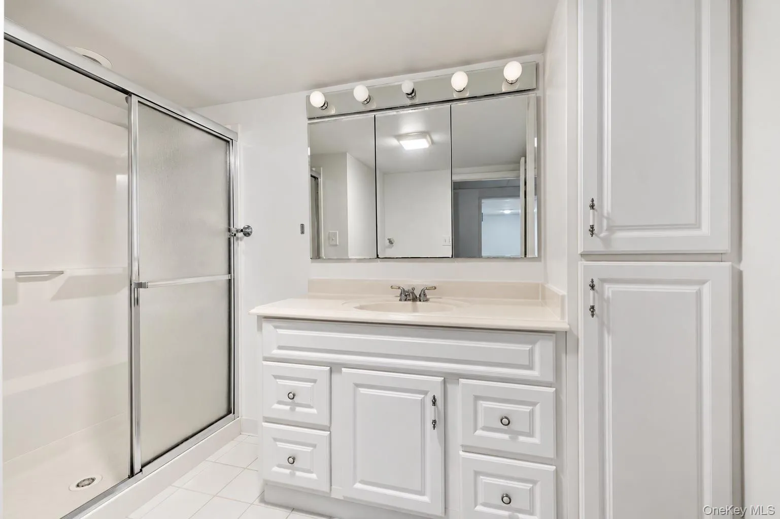 564 Richmond Road, Hempstead, NY, 3 Bedrooms Bedrooms, 6 Rooms Rooms,1 BathroomBathrooms,Residential,For Rent,Richmond,0,1049281 564 Richmond Road, Hempstead, NY, 3 Bedrooms Bedrooms, 6 Rooms Rooms,1 BathroomBathrooms,Residential,For Rent,Richmond,0,1049281
