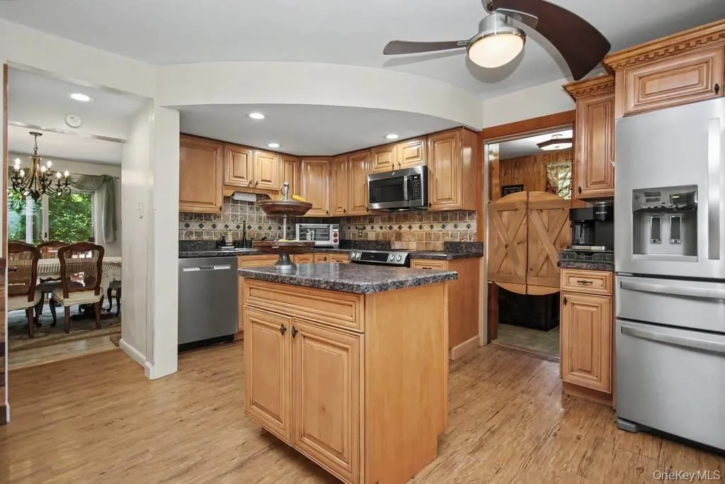 79 Lower Granite Road, Rochester, NY, 4 Bedrooms Bedrooms, 8 Rooms Rooms,2 BathroomsBathrooms,Residential,For Rent,Lower Granite,0,1049282 79 Lower Granite Road, Rochester, NY, 4 Bedrooms Bedrooms, 8 Rooms Rooms,2 BathroomsBathrooms,Residential,For Rent,Lower Granite,0,1049282