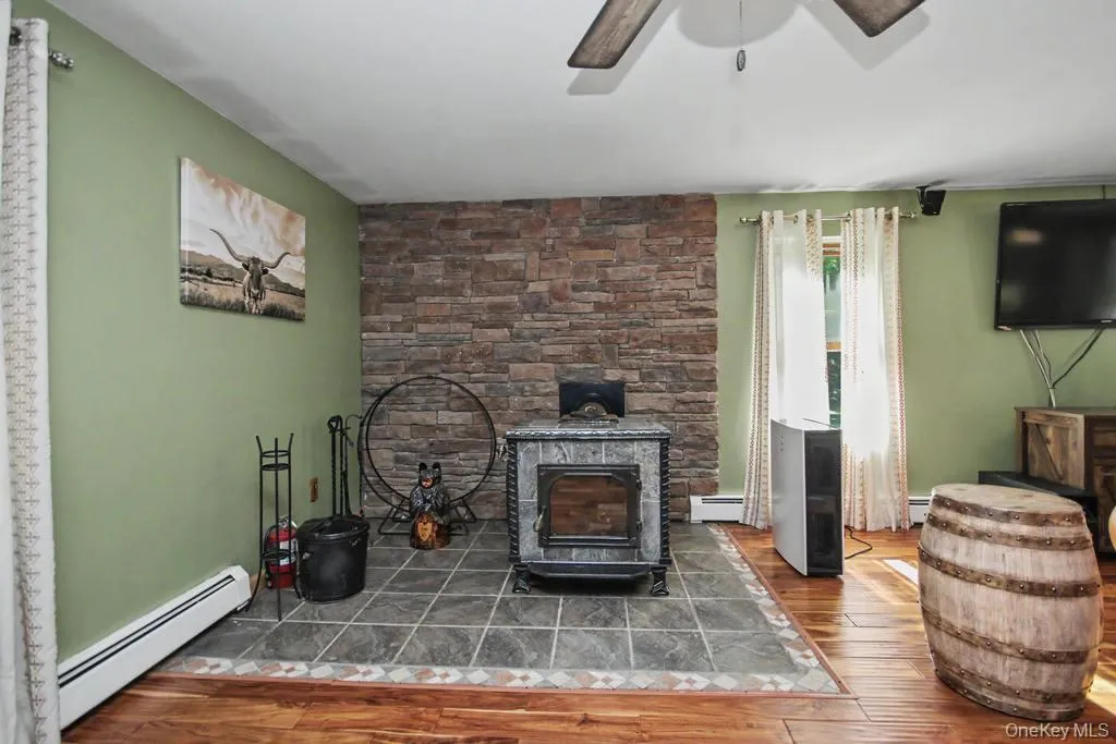 79 Lower Granite Road, Rochester, NY, 4 Bedrooms Bedrooms, 8 Rooms Rooms,2 BathroomsBathrooms,Residential,For Rent,Lower Granite,0,1049282 79 Lower Granite Road, Rochester, NY, 4 Bedrooms Bedrooms, 8 Rooms Rooms,2 BathroomsBathrooms,Residential,For Rent,Lower Granite,0,1049282