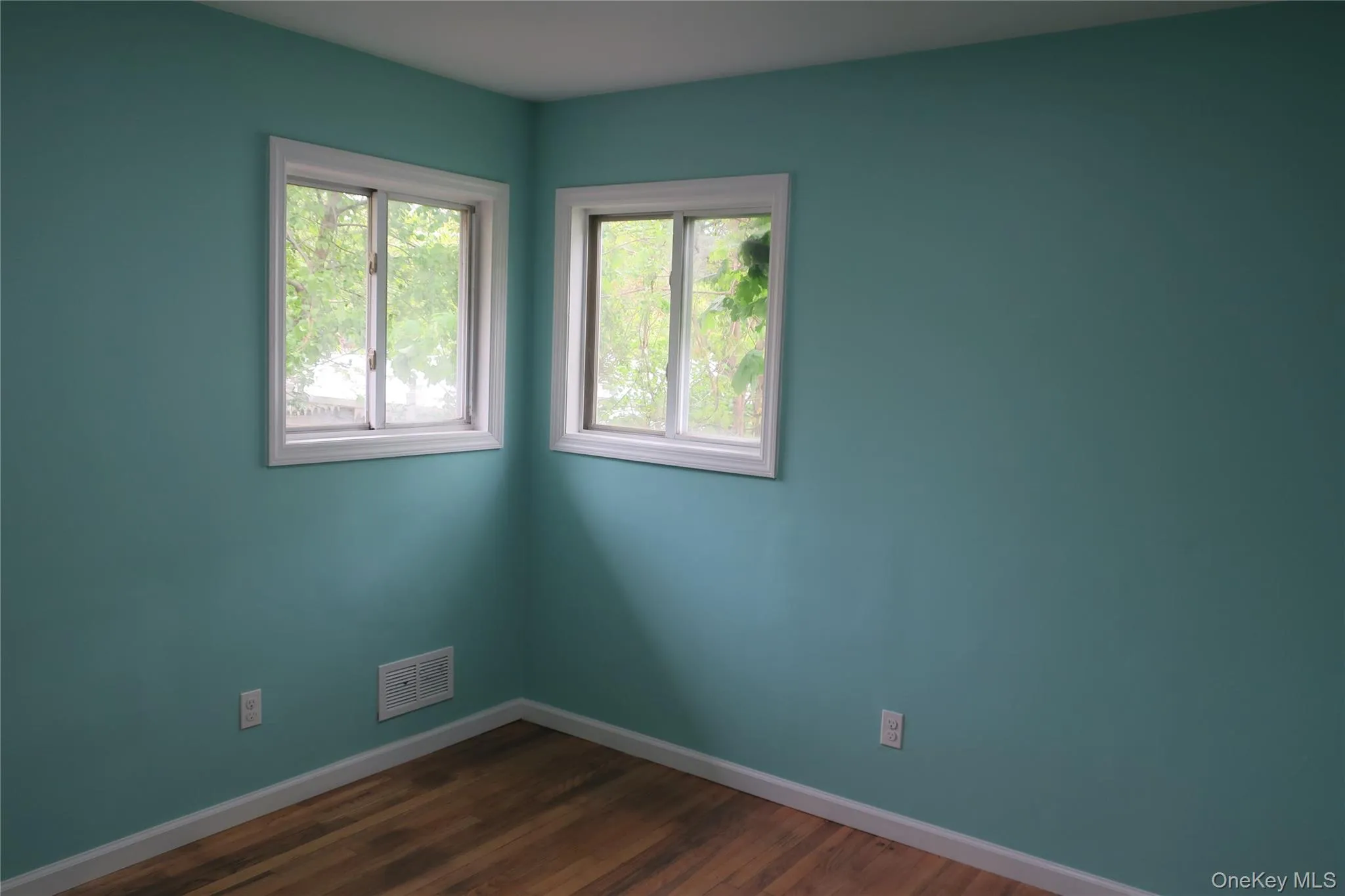 1703 Manatuck Boulevard, Islip, NY, 3 Bedroom Bedrooms, 6 Room Rooms,1 BathroomBathrooms,Residential Lease,For Rent,Manatuck,0,1049284 1703 Manatuck Boulevard, Islip, NY, 3 Bedroom Bedrooms, 6 Room Rooms,1 BathroomBathrooms,Residential Lease,For Rent,Manatuck,0,1049284