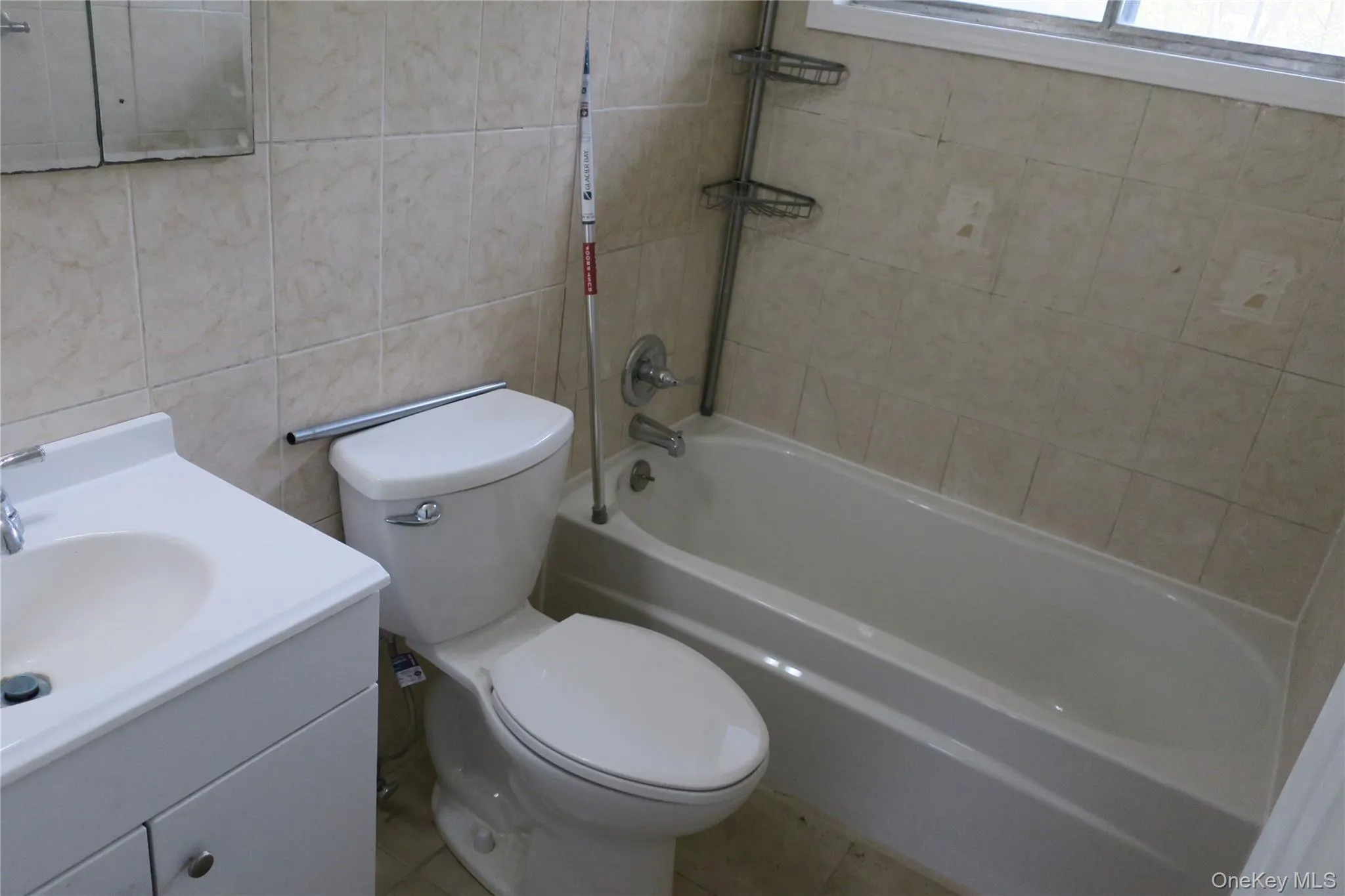 1703 Manatuck Boulevard, Islip, NY, 3 Bedroom Bedrooms, 6 Room Rooms,1 BathroomBathrooms,Residential Lease,For Rent,Manatuck,0,1049284 1703 Manatuck Boulevard, Islip, NY, 3 Bedroom Bedrooms, 6 Room Rooms,1 BathroomBathrooms,Residential Lease,For Rent,Manatuck,0,1049284