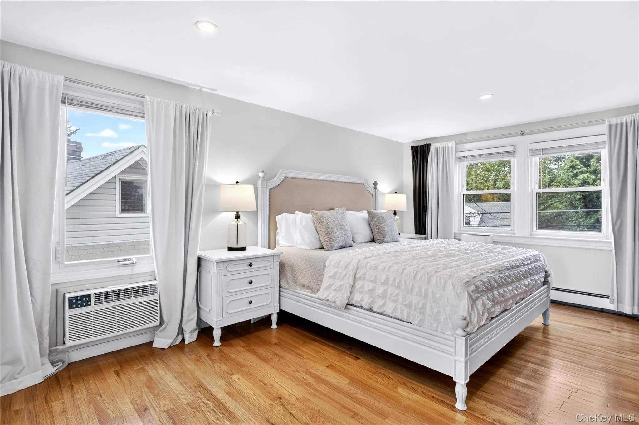 12 Pulaski Place, North Hempstead, NY, 3 Bedrooms Bedrooms, 6 Rooms Rooms,2 BathroomsBathrooms,Residential,For Rent,Pulaski,0,1049285 12 Pulaski Place, North Hempstead, NY, 3 Bedrooms Bedrooms, 6 Rooms Rooms,2 BathroomsBathrooms,Residential,For Rent,Pulaski,0,1049285