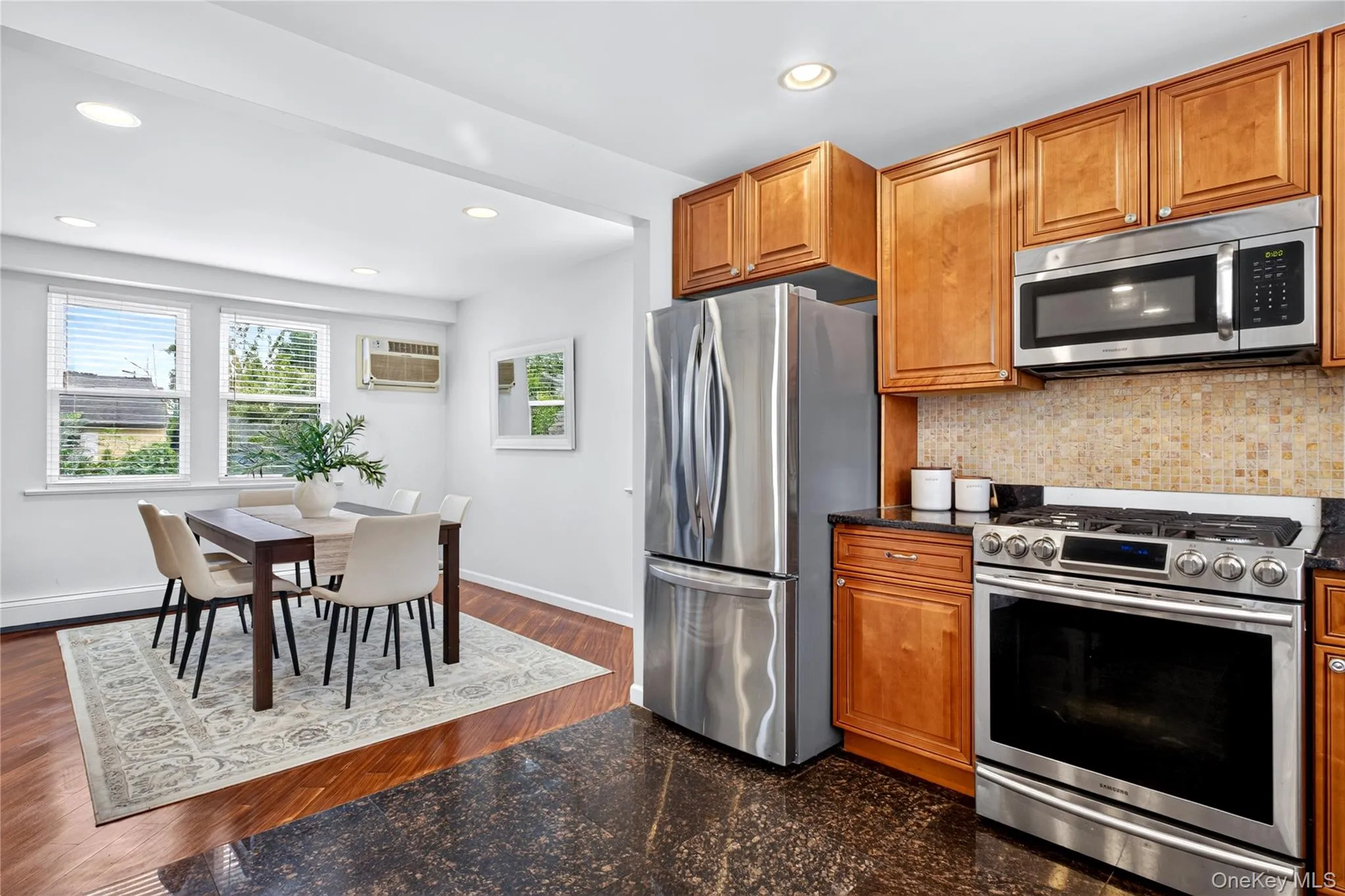 12 Pulaski Place, North Hempstead, NY, 3 Bedrooms Bedrooms, 6 Rooms Rooms,2 BathroomsBathrooms,Residential,For Rent,Pulaski,0,1049285 12 Pulaski Place, North Hempstead, NY, 3 Bedrooms Bedrooms, 6 Rooms Rooms,2 BathroomsBathrooms,Residential,For Rent,Pulaski,0,1049285