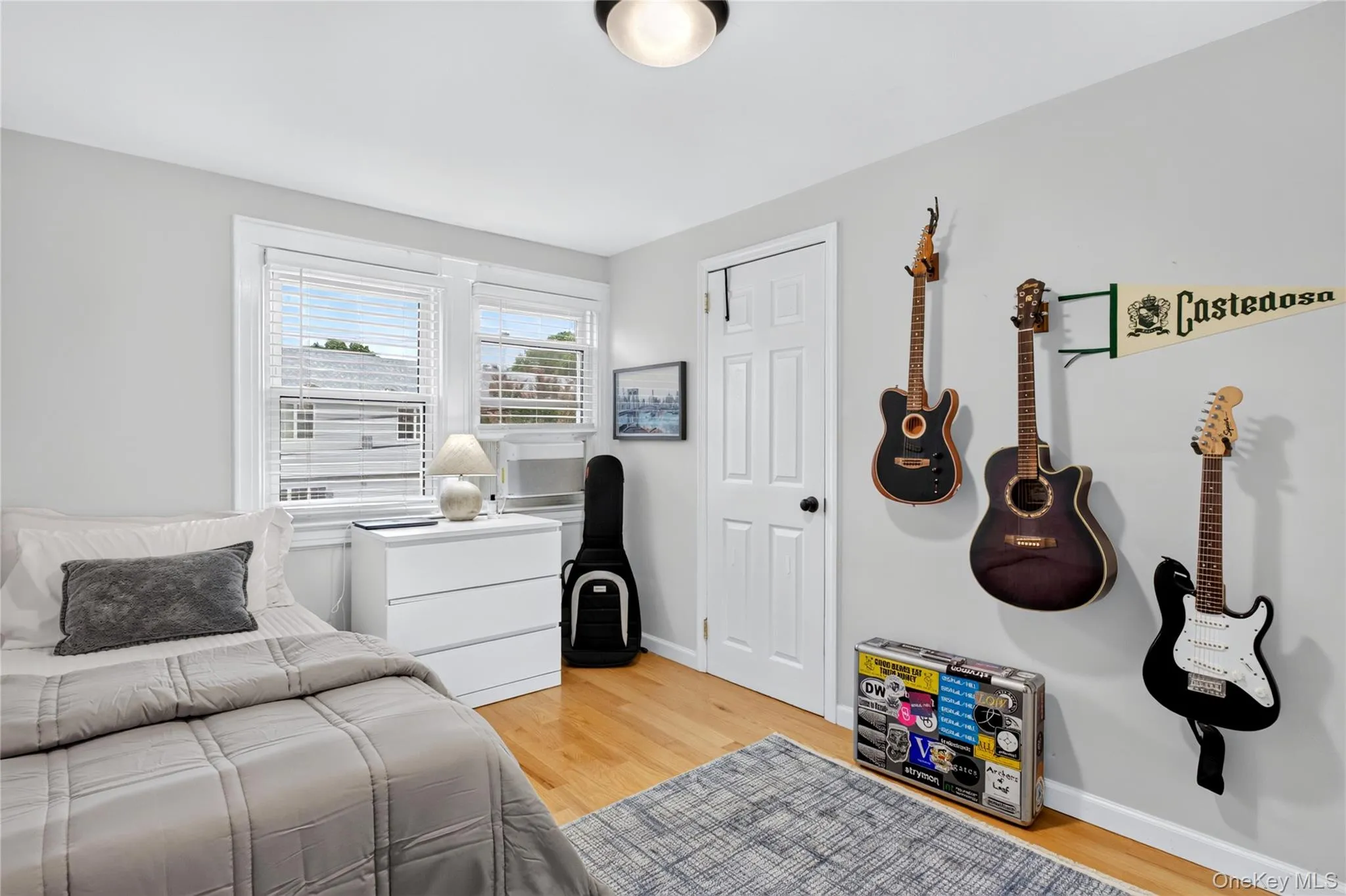 12 Pulaski Place, North Hempstead, NY, 3 Bedrooms Bedrooms, 6 Rooms Rooms,2 BathroomsBathrooms,Residential,For Rent,Pulaski,0,1049285 12 Pulaski Place, North Hempstead, NY, 3 Bedrooms Bedrooms, 6 Rooms Rooms,2 BathroomsBathrooms,Residential,For Rent,Pulaski,0,1049285