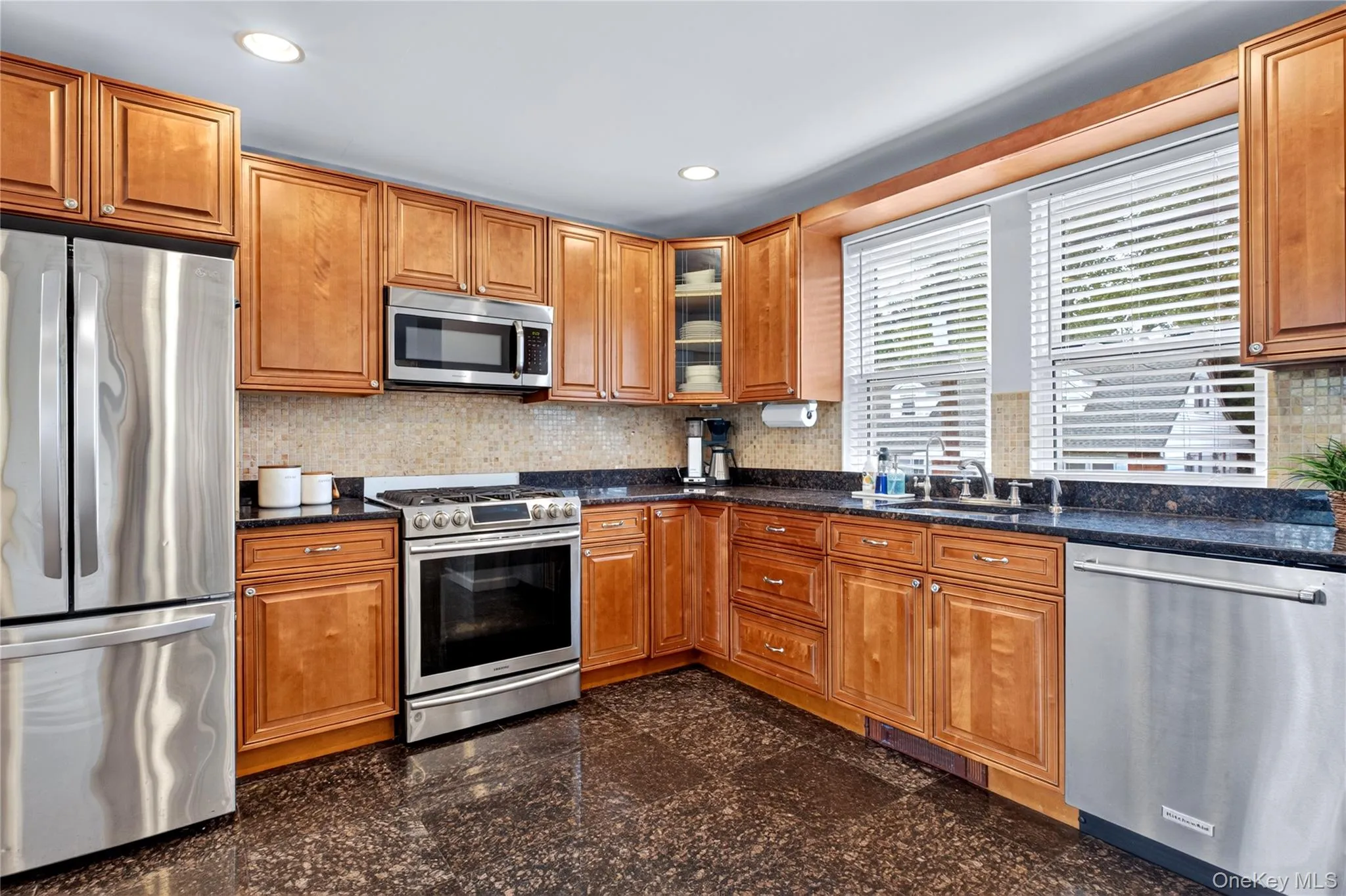 12 Pulaski Place, North Hempstead, NY, 3 Bedrooms Bedrooms, 6 Rooms Rooms,2 BathroomsBathrooms,Residential,For Rent,Pulaski,0,1049285 12 Pulaski Place, North Hempstead, NY, 3 Bedrooms Bedrooms, 6 Rooms Rooms,2 BathroomsBathrooms,Residential,For Rent,Pulaski,0,1049285