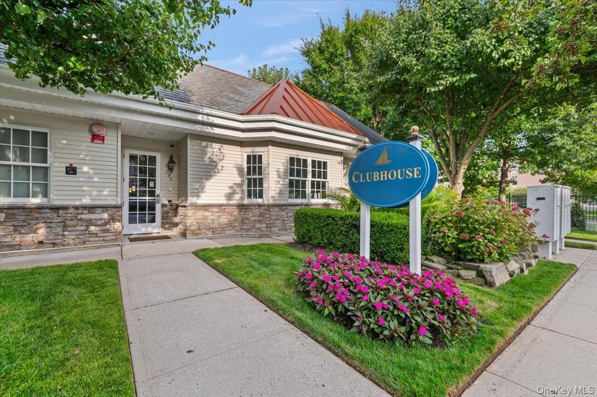238 Harbor View Drive, North Hempstead, NY, 3 Bedrooms Bedrooms, 10 Rooms Rooms,2 BathroomsBathrooms,Residential,For Rent,Harbor View,0,1049287 238 Harbor View Drive, North Hempstead, NY, 3 Bedrooms Bedrooms, 10 Rooms Rooms,2 BathroomsBathrooms,Residential,For Rent,Harbor View,0,1049287