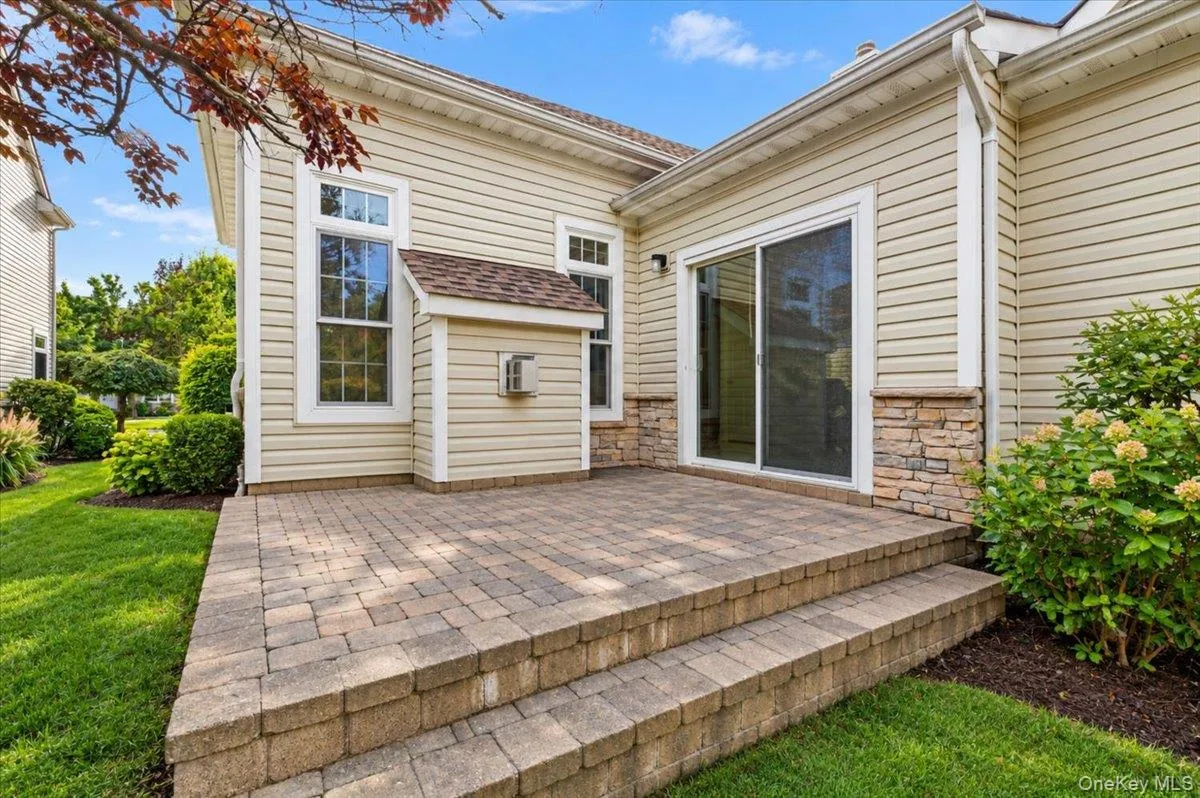 238 Harbor View Drive, North Hempstead, NY, 3 Bedrooms Bedrooms, 10 Rooms Rooms,2 BathroomsBathrooms,Residential,For Rent,Harbor View,0,1049287 238 Harbor View Drive, North Hempstead, NY, 3 Bedrooms Bedrooms, 10 Rooms Rooms,2 BathroomsBathrooms,Residential,For Rent,Harbor View,0,1049287