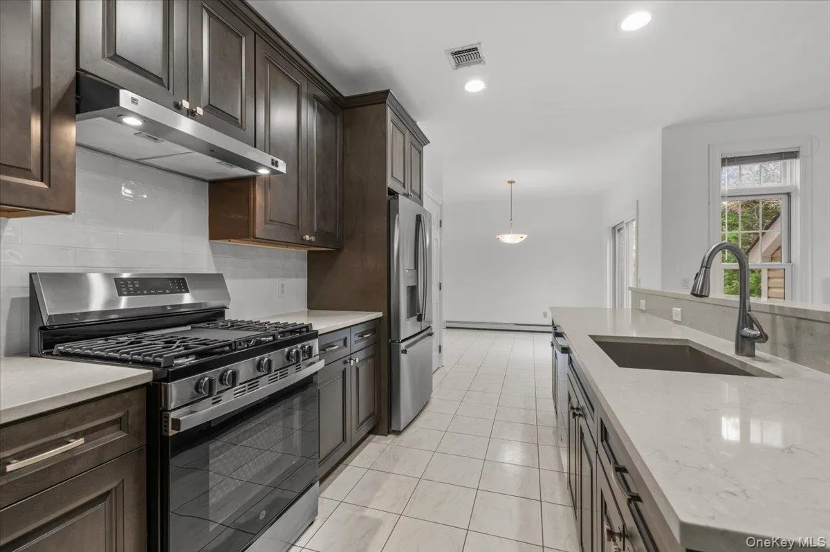 238 Harbor View Drive, North Hempstead, NY, 3 Bedrooms Bedrooms, 10 Rooms Rooms,2 BathroomsBathrooms,Residential,For Rent,Harbor View,0,1049287 238 Harbor View Drive, North Hempstead, NY, 3 Bedrooms Bedrooms, 10 Rooms Rooms,2 BathroomsBathrooms,Residential,For Rent,Harbor View,0,1049287