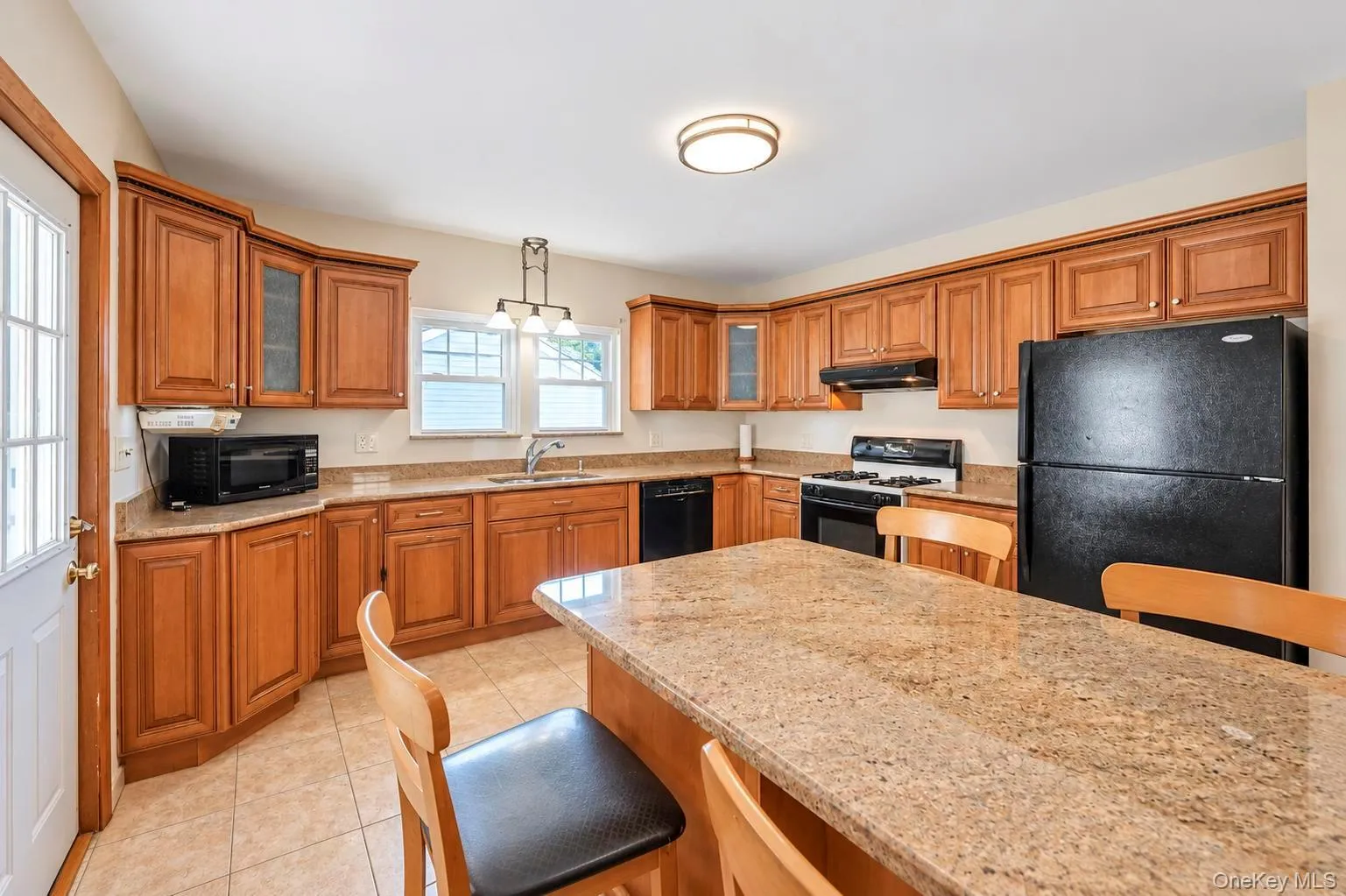 49 Collins Avenue, Smithtown, NY, 3 Bedrooms Bedrooms, 5 Rooms Rooms,2 BathroomsBathrooms,Residential,For Rent,Collins,0,1049291 49 Collins Avenue, Smithtown, NY, 3 Bedrooms Bedrooms, 5 Rooms Rooms,2 BathroomsBathrooms,Residential,For Rent,Collins,0,1049291