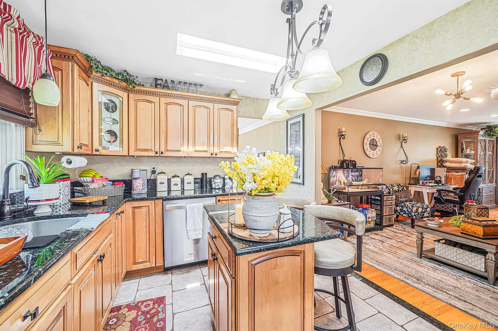 204 3rd Street, Babylon, NY, 4 Bedrooms Bedrooms, 12 Rooms Rooms,2 BathroomsBathrooms,Residential,For Rent,3rd,0,1049293 204 3rd Street, Babylon, NY, 4 Bedrooms Bedrooms, 12 Rooms Rooms,2 BathroomsBathrooms,Residential,For Rent,3rd,0,1049293