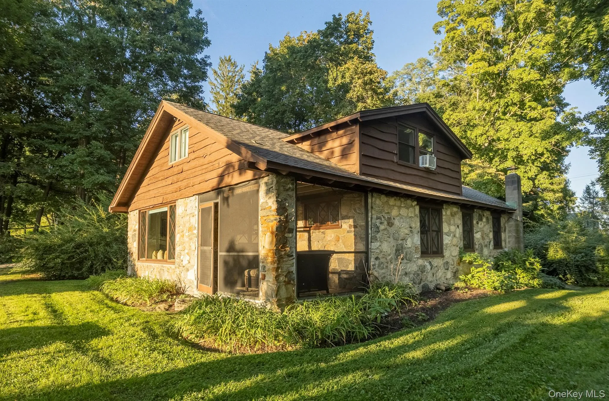 "The Camp" Cottage "The Camp" Cottage