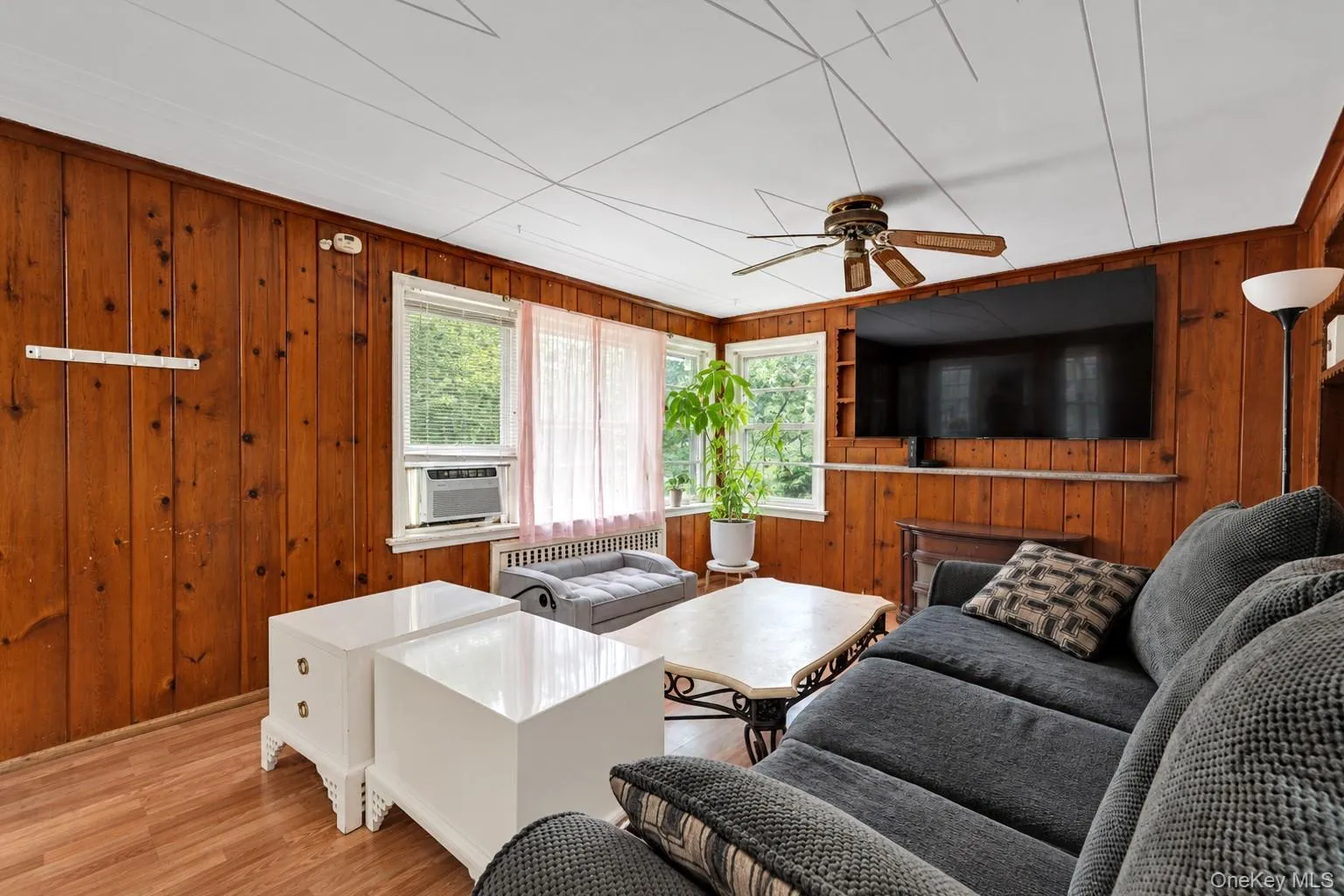 45 Peconic Road, Southampton, NY, 5 Bedrooms Bedrooms, 9 Rooms Rooms,2 BathroomsBathrooms,Residential,For Rent,Peconic,0,1049296 45 Peconic Road, Southampton, NY, 5 Bedrooms Bedrooms, 9 Rooms Rooms,2 BathroomsBathrooms,Residential,For Rent,Peconic,0,1049296
