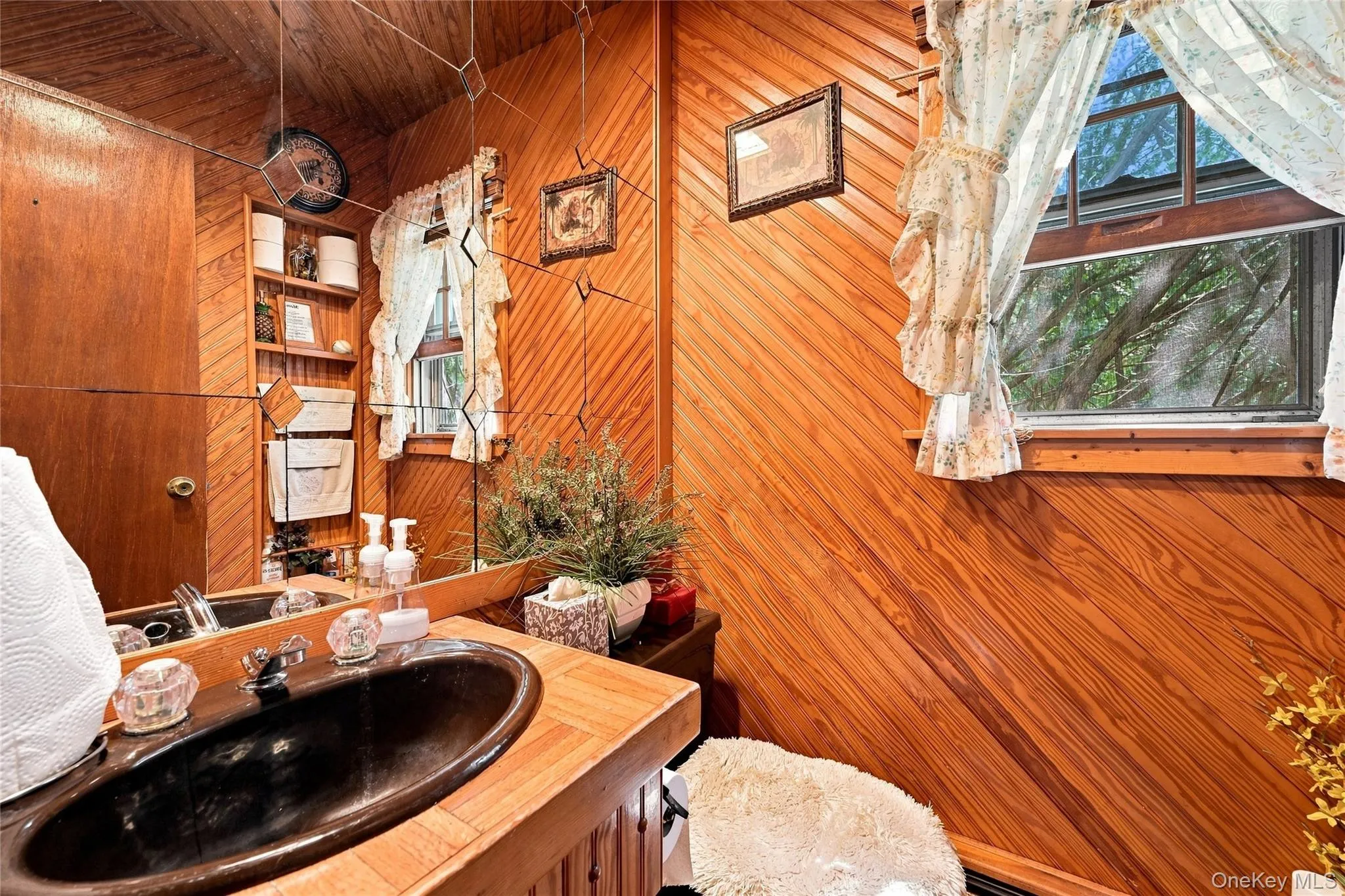 124 Woodside Avenue, Brookhaven, NY, 3 Bedrooms Bedrooms, 7 Rooms Rooms,2 BathroomsBathrooms,Residential,For Rent,Woodside,0,1049297 124 Woodside Avenue, Brookhaven, NY, 3 Bedrooms Bedrooms, 7 Rooms Rooms,2 BathroomsBathrooms,Residential,For Rent,Woodside,0,1049297