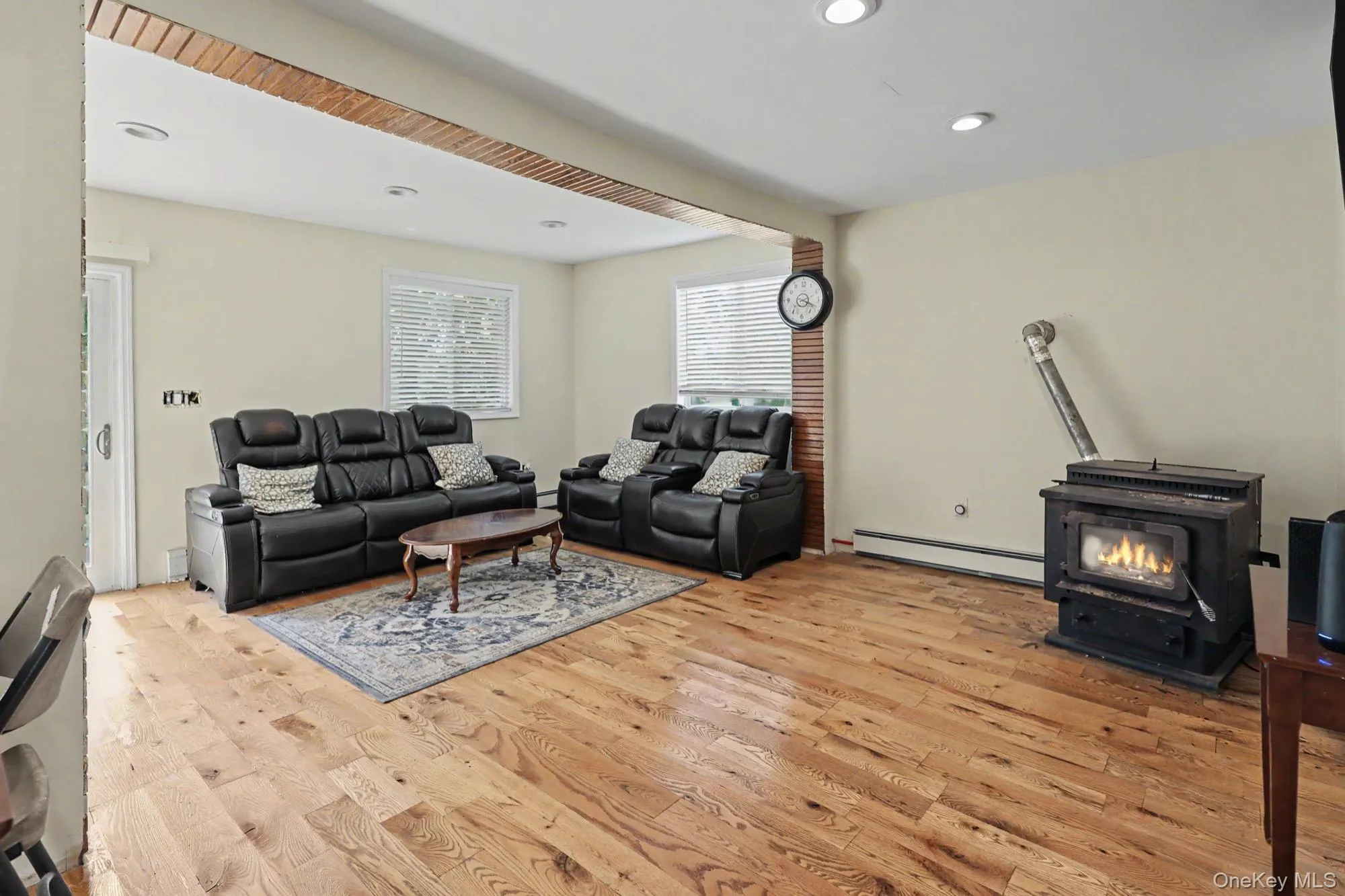 Big open living room in second residence Big open living room in second residence