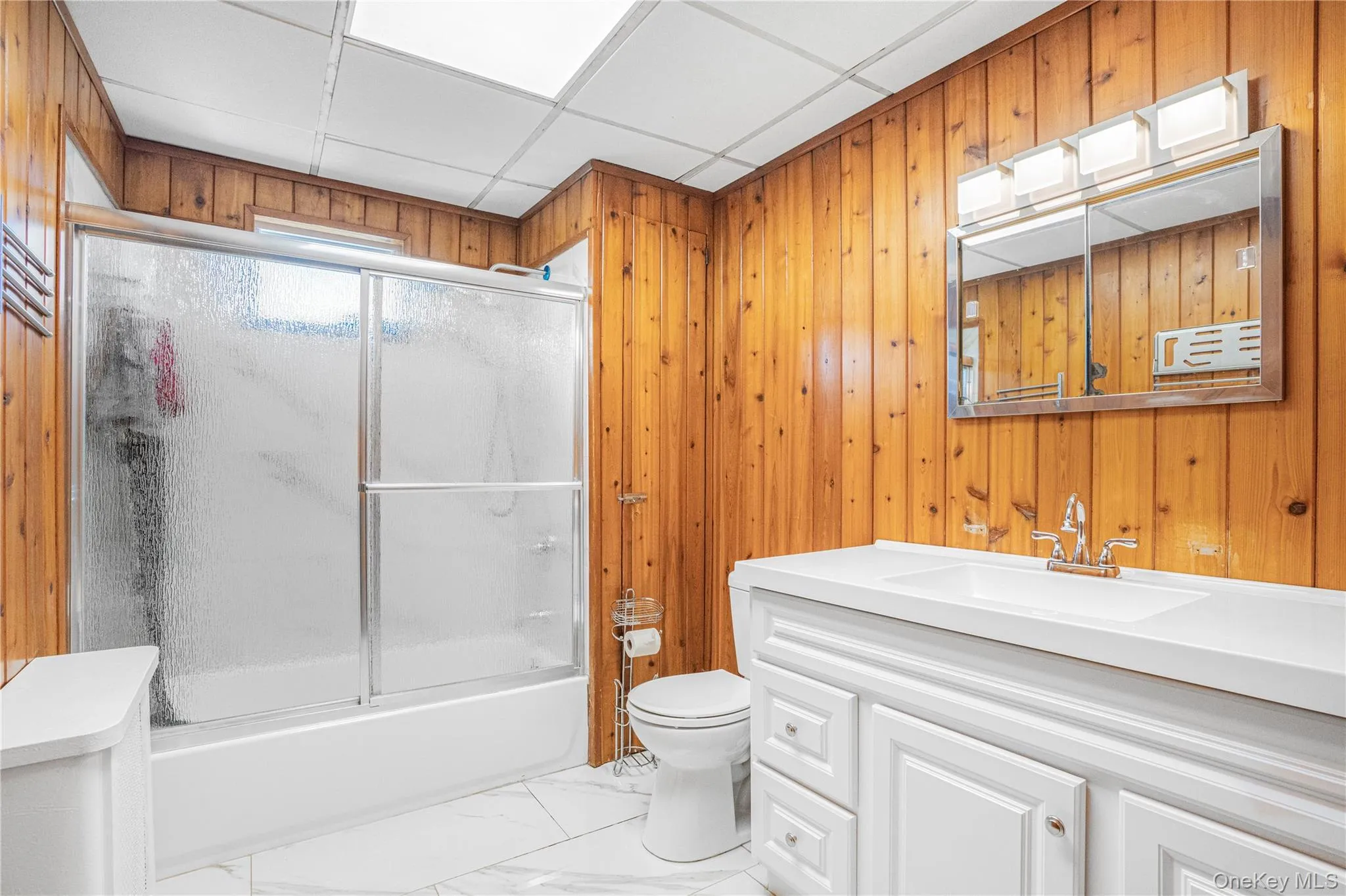 8806 Hollis Court Boulevard, New York, NY, 3 Bedrooms Bedrooms, 8 Rooms Rooms,1 BathroomBathrooms,Residential,For Rent,Hollis Court,0,1049303 8806 Hollis Court Boulevard, New York, NY, 3 Bedrooms Bedrooms, 8 Rooms Rooms,1 BathroomBathrooms,Residential,For Rent,Hollis Court,0,1049303