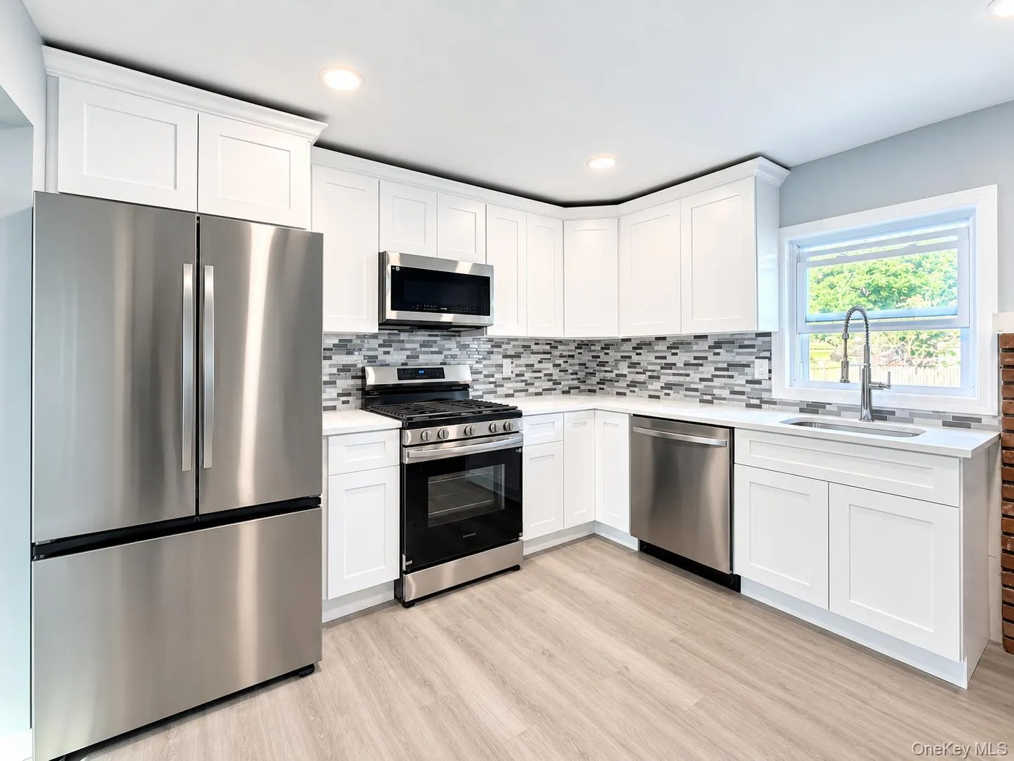 10 Frank Avenue, Hempstead, NY, 3 Bedrooms Bedrooms, 7 Rooms Rooms,1 BathroomBathrooms,Residential,For Rent,Frank,0,1049304 10 Frank Avenue, Hempstead, NY, 3 Bedrooms Bedrooms, 7 Rooms Rooms,1 BathroomBathrooms,Residential,For Rent,Frank,0,1049304