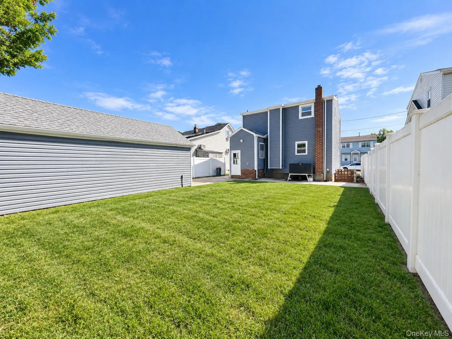 10 Frank Avenue, Hempstead, NY, 3 Bedrooms Bedrooms, 7 Rooms Rooms,1 BathroomBathrooms,Residential,For Rent,Frank,0,1049304 10 Frank Avenue, Hempstead, NY, 3 Bedrooms Bedrooms, 7 Rooms Rooms,1 BathroomBathrooms,Residential,For Rent,Frank,0,1049304