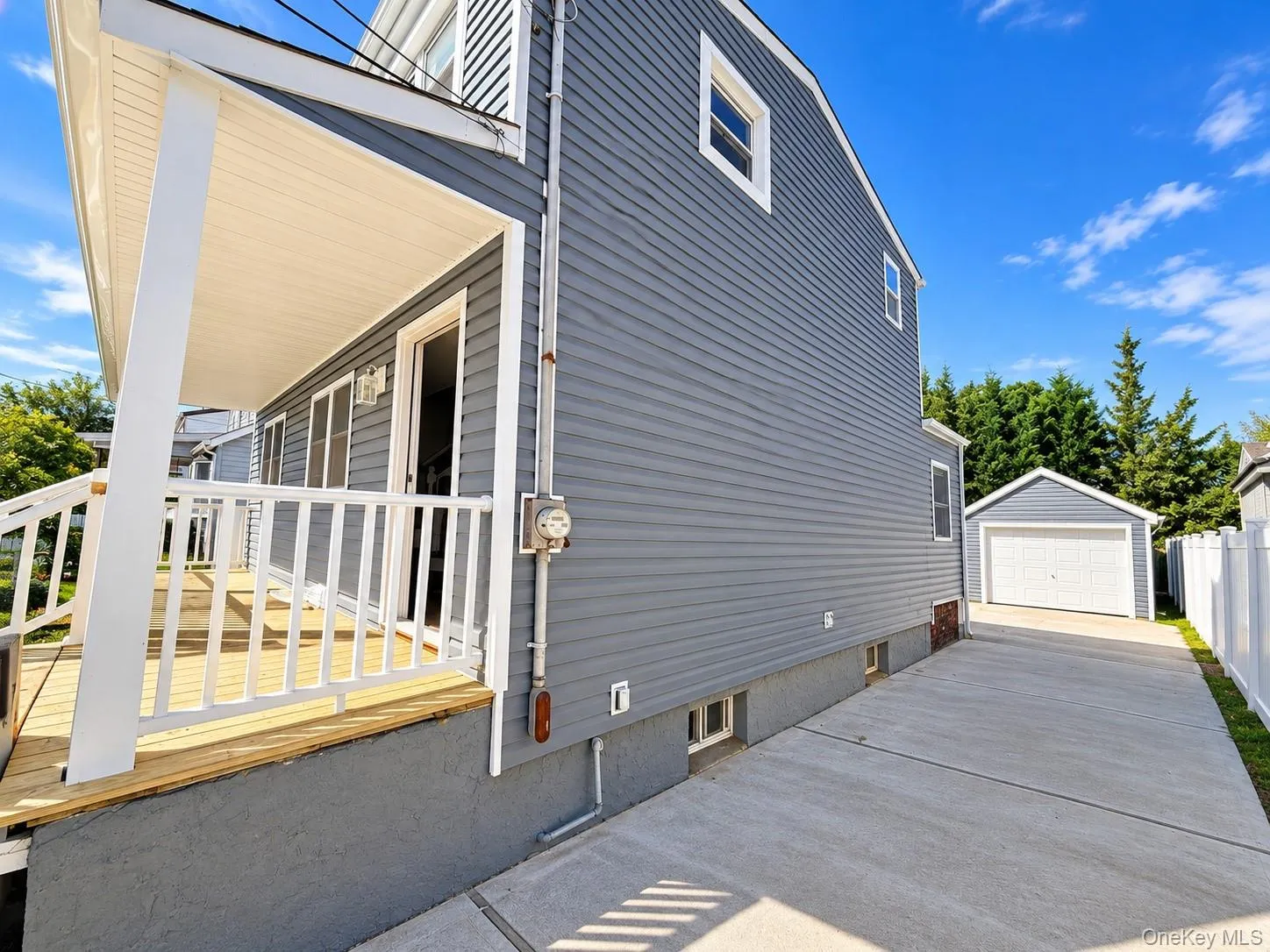 10 Frank Avenue, Hempstead, NY, 3 Bedrooms Bedrooms, 7 Rooms Rooms,1 BathroomBathrooms,Residential,For Rent,Frank,0,1049304 10 Frank Avenue, Hempstead, NY, 3 Bedrooms Bedrooms, 7 Rooms Rooms,1 BathroomBathrooms,Residential,For Rent,Frank,0,1049304