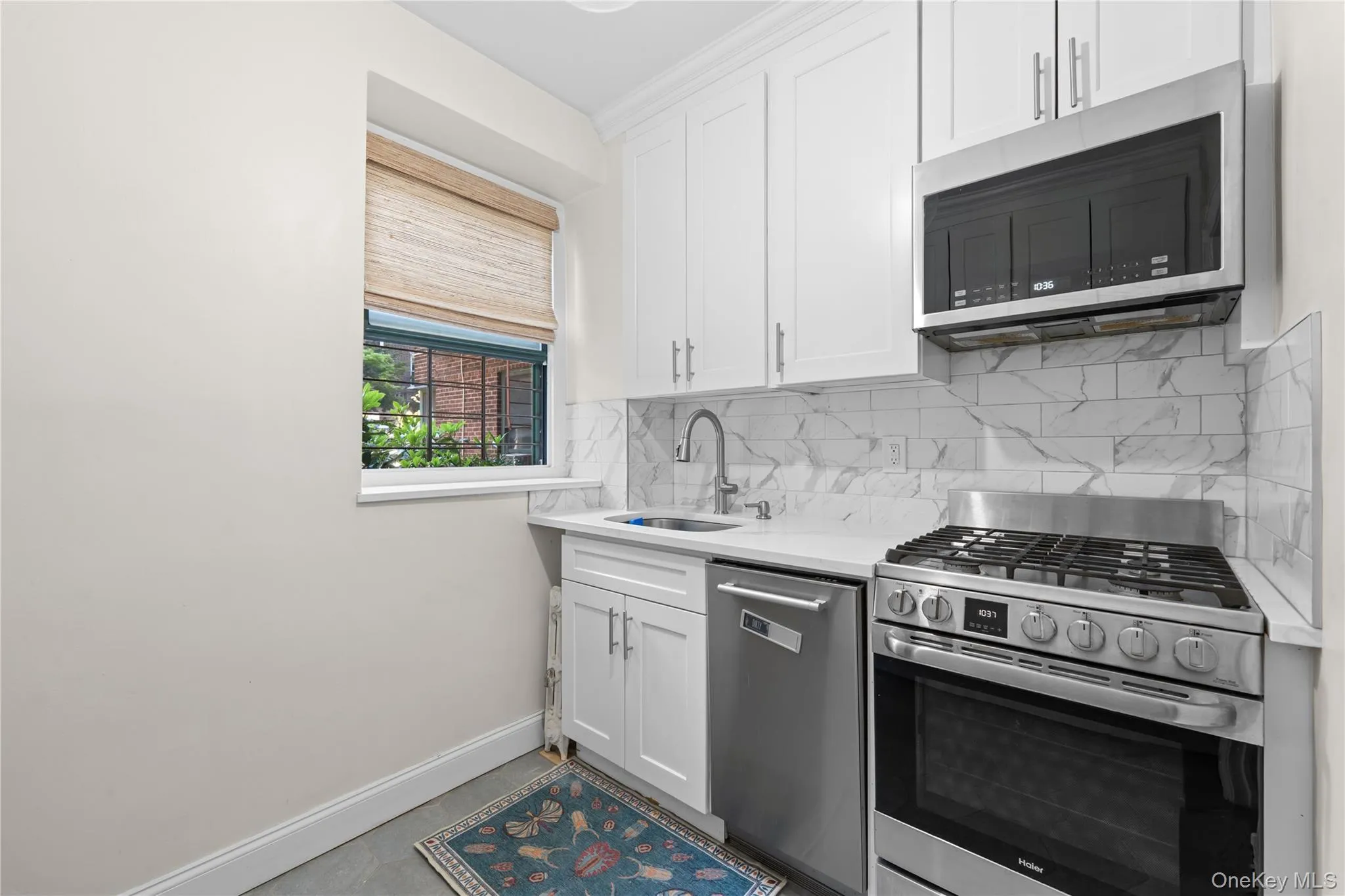 34-20 79th Street, New York, NY, 2 Rooms Rooms,1 BathroomBathrooms,Residential,For Rent,79th,0,1049305 34-20 79th Street, New York, NY, 2 Rooms Rooms,1 BathroomBathrooms,Residential,For Rent,79th,0,1049305