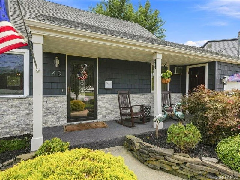 40 Greenwood Drive, Babylon, NY, 4 Bedrooms Bedrooms, 7 Rooms Rooms,2 BathroomsBathrooms,Residential,For Rent,Greenwood,0,1049310 40 Greenwood Drive, Babylon, NY, 4 Bedrooms Bedrooms, 7 Rooms Rooms,2 BathroomsBathrooms,Residential,For Rent,Greenwood,0,1049310