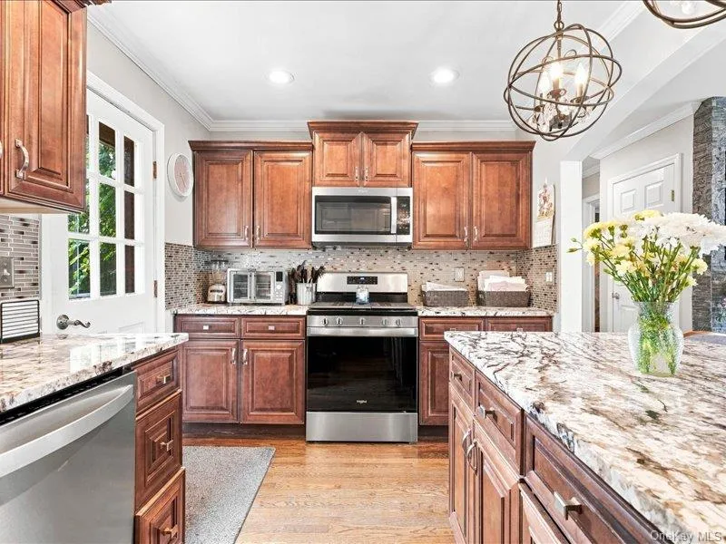 40 Greenwood Drive, Babylon, NY, 4 Bedrooms Bedrooms, 7 Rooms Rooms,2 BathroomsBathrooms,Residential,For Rent,Greenwood,0,1049310 40 Greenwood Drive, Babylon, NY, 4 Bedrooms Bedrooms, 7 Rooms Rooms,2 BathroomsBathrooms,Residential,For Rent,Greenwood,0,1049310
