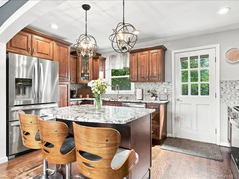 40 Greenwood Drive, Babylon, NY, 4 Bedrooms Bedrooms, 7 Rooms Rooms,2 BathroomsBathrooms,Residential,For Rent,Greenwood,0,1049310 40 Greenwood Drive, Babylon, NY, 4 Bedrooms Bedrooms, 7 Rooms Rooms,2 BathroomsBathrooms,Residential,For Rent,Greenwood,0,1049310