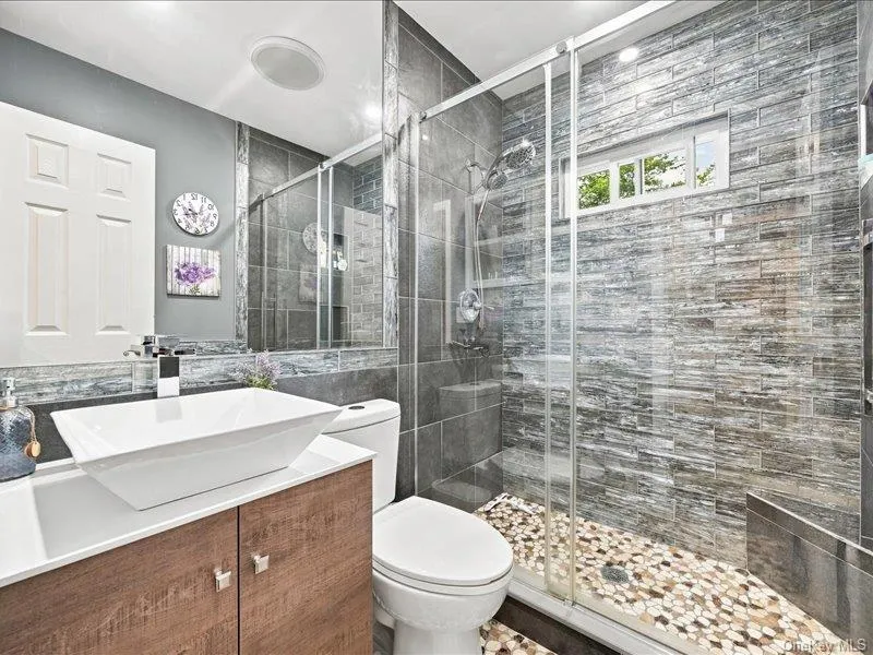 40 Greenwood Drive, Babylon, NY, 4 Bedrooms Bedrooms, 7 Rooms Rooms,2 BathroomsBathrooms,Residential,For Rent,Greenwood,0,1049310 40 Greenwood Drive, Babylon, NY, 4 Bedrooms Bedrooms, 7 Rooms Rooms,2 BathroomsBathrooms,Residential,For Rent,Greenwood,0,1049310