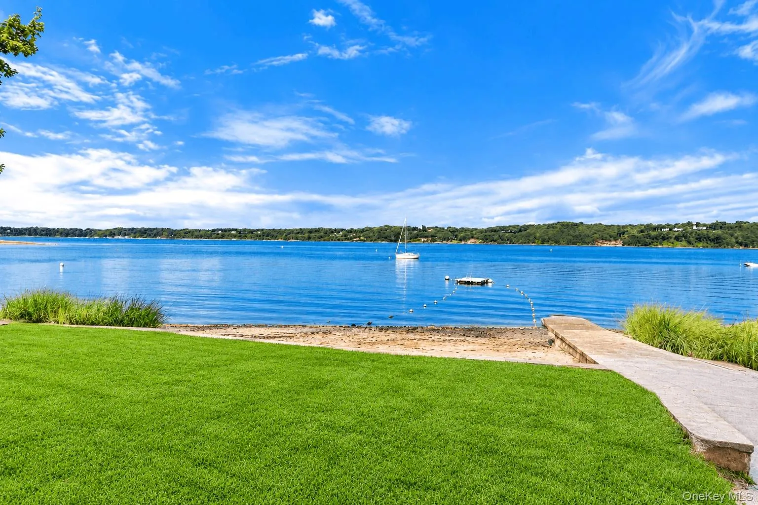 Swan Cove-Community Beach with Floating Dock, Boat launch Swan Cove-Community Beach with Floating Dock, Boat launch