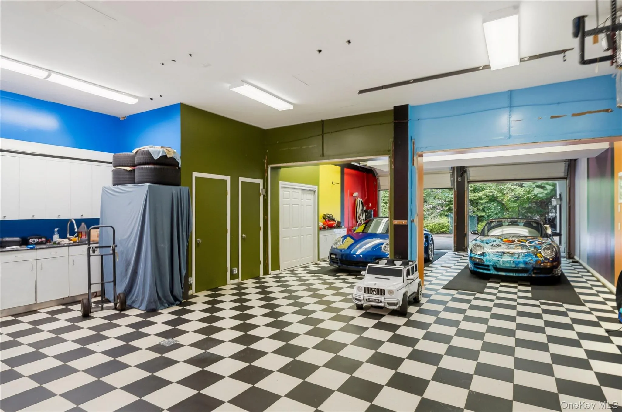 4-Car Garage with storage 4-Car Garage with storage