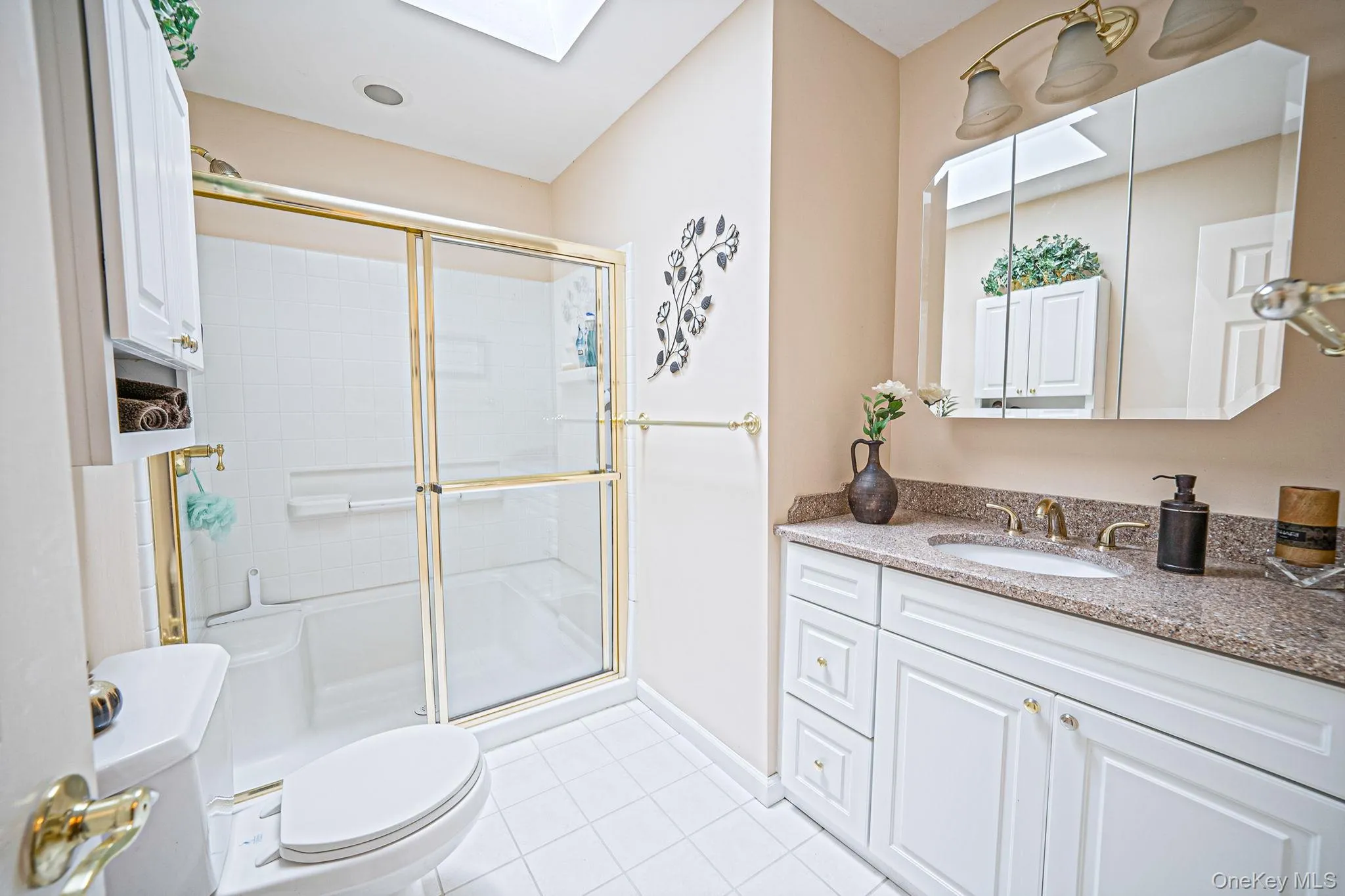 24 Spruce Street, Smithtown, NY, 3 Bedrooms Bedrooms, 7 Rooms Rooms,1 BathroomBathrooms,Residential,For Rent,Spruce,0,1049318 24 Spruce Street, Smithtown, NY, 3 Bedrooms Bedrooms, 7 Rooms Rooms,1 BathroomBathrooms,Residential,For Rent,Spruce,0,1049318