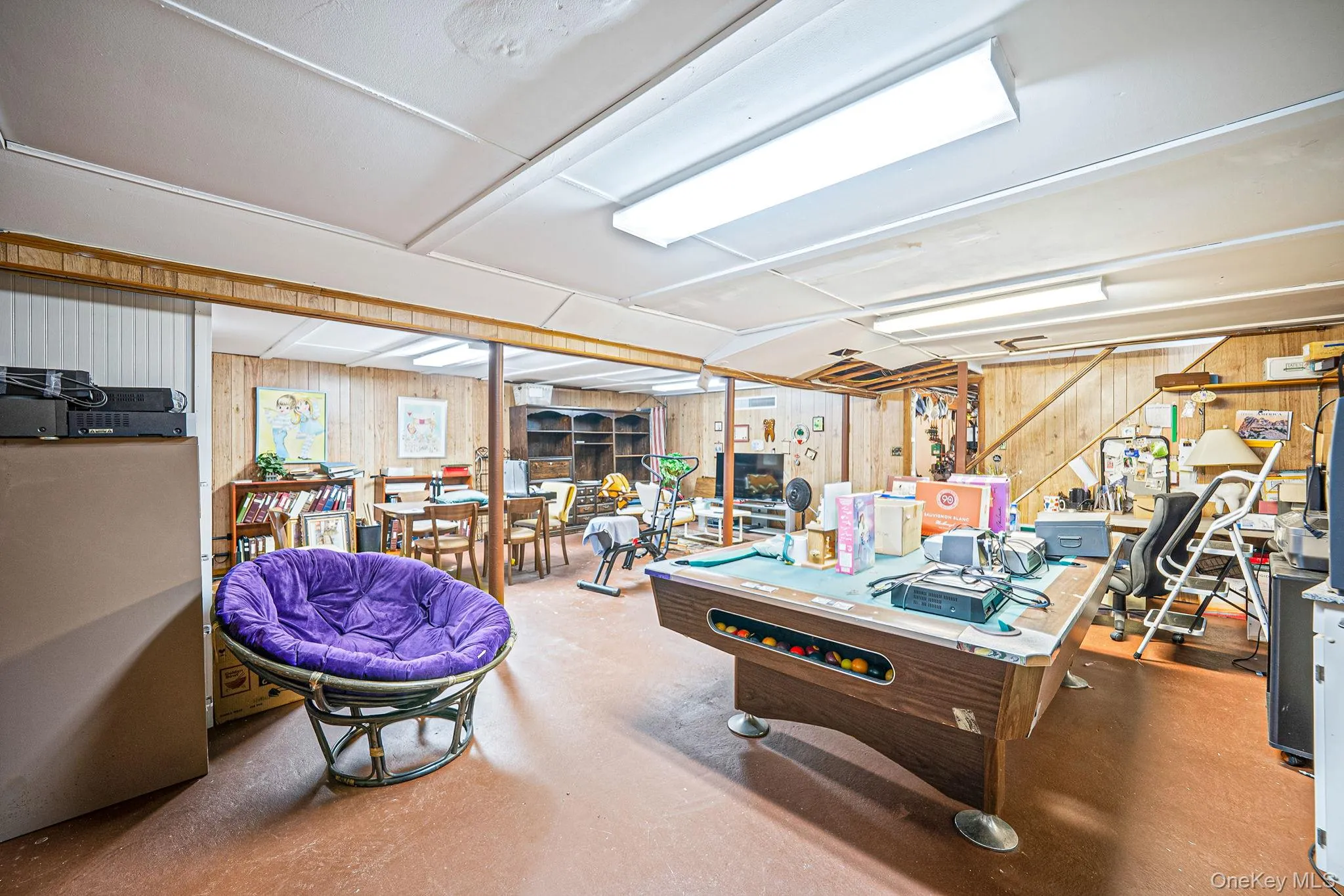 24 Spruce Street, Smithtown, NY, 3 Bedrooms Bedrooms, 7 Rooms Rooms,1 BathroomBathrooms,Residential,For Rent,Spruce,0,1049318 24 Spruce Street, Smithtown, NY, 3 Bedrooms Bedrooms, 7 Rooms Rooms,1 BathroomBathrooms,Residential,For Rent,Spruce,0,1049318