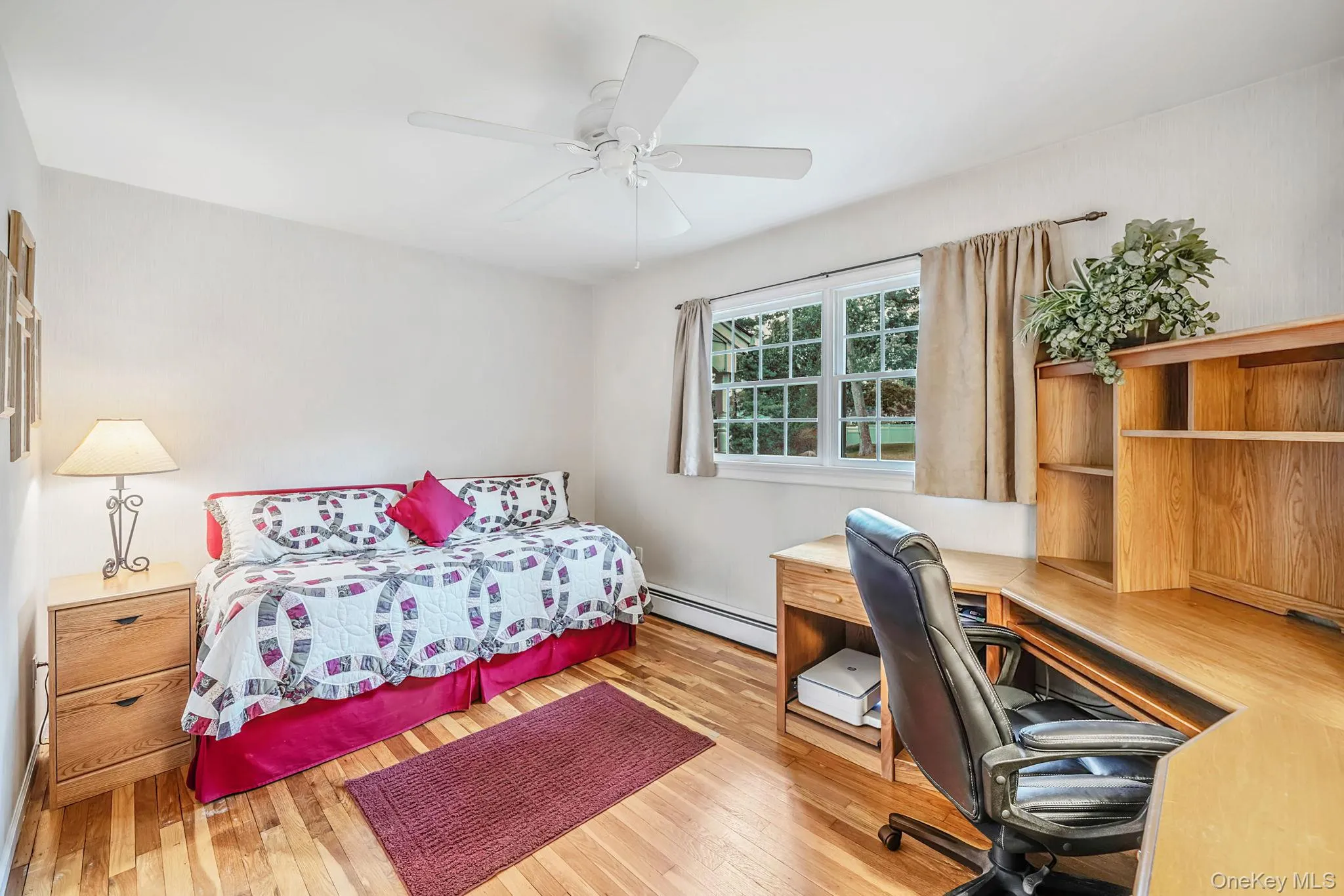 24 Spruce Street, Smithtown, NY, 3 Bedrooms Bedrooms, 7 Rooms Rooms,1 BathroomBathrooms,Residential,For Rent,Spruce,0,1049318 24 Spruce Street, Smithtown, NY, 3 Bedrooms Bedrooms, 7 Rooms Rooms,1 BathroomBathrooms,Residential,For Rent,Spruce,0,1049318