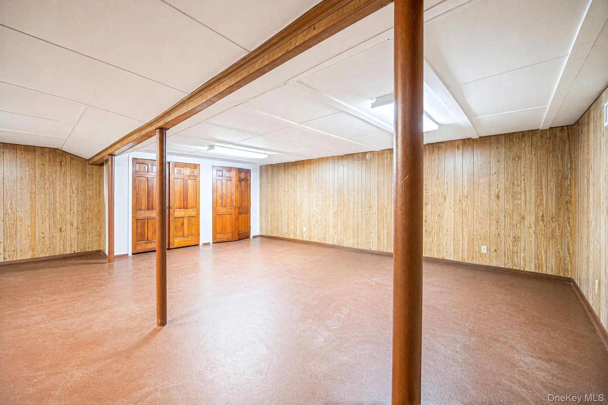 24 Spruce Street, Smithtown, NY, 3 Bedrooms Bedrooms, 7 Rooms Rooms,1 BathroomBathrooms,Residential,For Rent,Spruce,0,1049318 24 Spruce Street, Smithtown, NY, 3 Bedrooms Bedrooms, 7 Rooms Rooms,1 BathroomBathrooms,Residential,For Rent,Spruce,0,1049318
