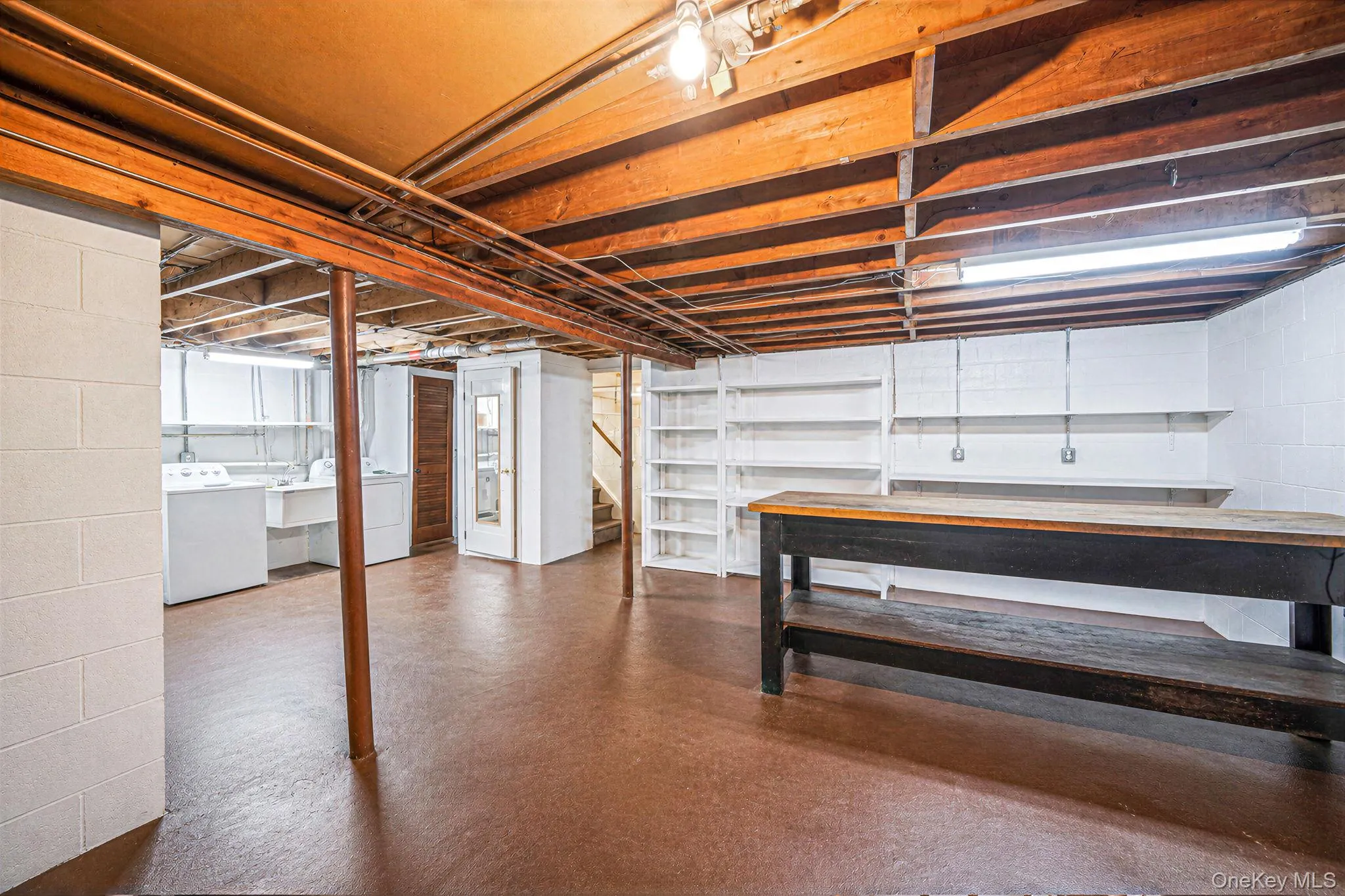 24 Spruce Street, Smithtown, NY, 3 Bedrooms Bedrooms, 7 Rooms Rooms,1 BathroomBathrooms,Residential,For Rent,Spruce,0,1049318 24 Spruce Street, Smithtown, NY, 3 Bedrooms Bedrooms, 7 Rooms Rooms,1 BathroomBathrooms,Residential,For Rent,Spruce,0,1049318