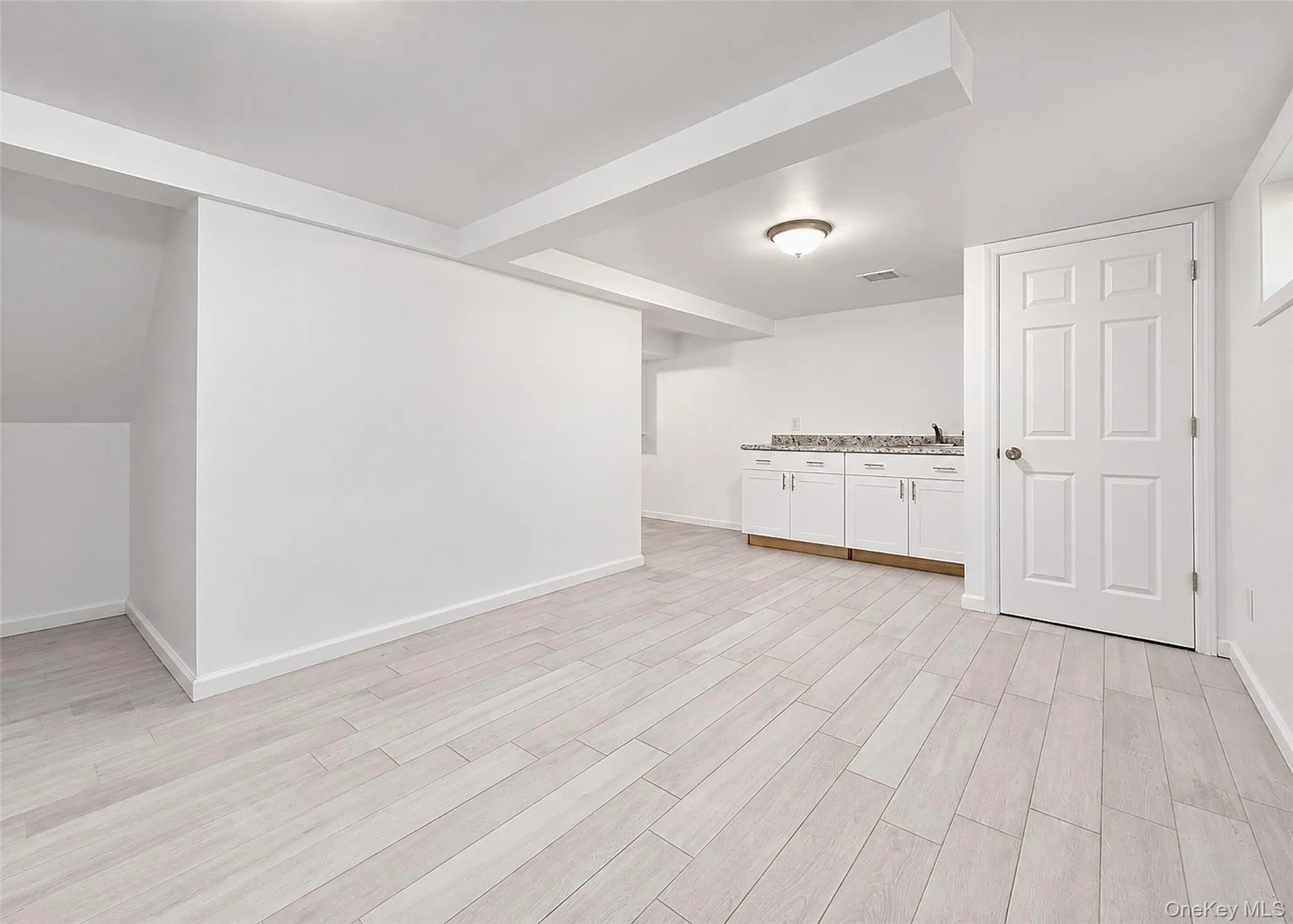 678 Clinton Avenue, Hempstead, NY, 5 Bedrooms Bedrooms, 7 Rooms Rooms,2 BathroomsBathrooms,Residential,For Rent,Clinton,0,1049324 678 Clinton Avenue, Hempstead, NY, 5 Bedrooms Bedrooms, 7 Rooms Rooms,2 BathroomsBathrooms,Residential,For Rent,Clinton,0,1049324