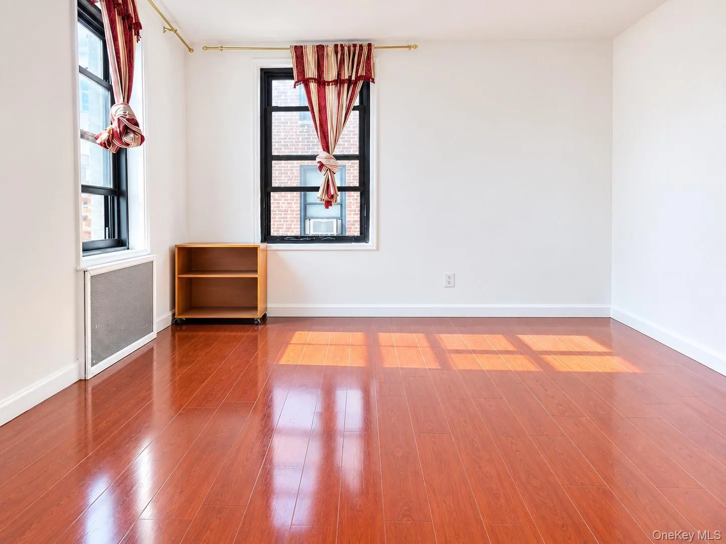 132-35 Sanford Avenue, New York, NY, 2 Bedrooms Bedrooms, 5 Rooms Rooms,1 BathroomBathrooms,Residential,For Rent,Sanford,0,1049325 132-35 Sanford Avenue, New York, NY, 2 Bedrooms Bedrooms, 5 Rooms Rooms,1 BathroomBathrooms,Residential,For Rent,Sanford,0,1049325