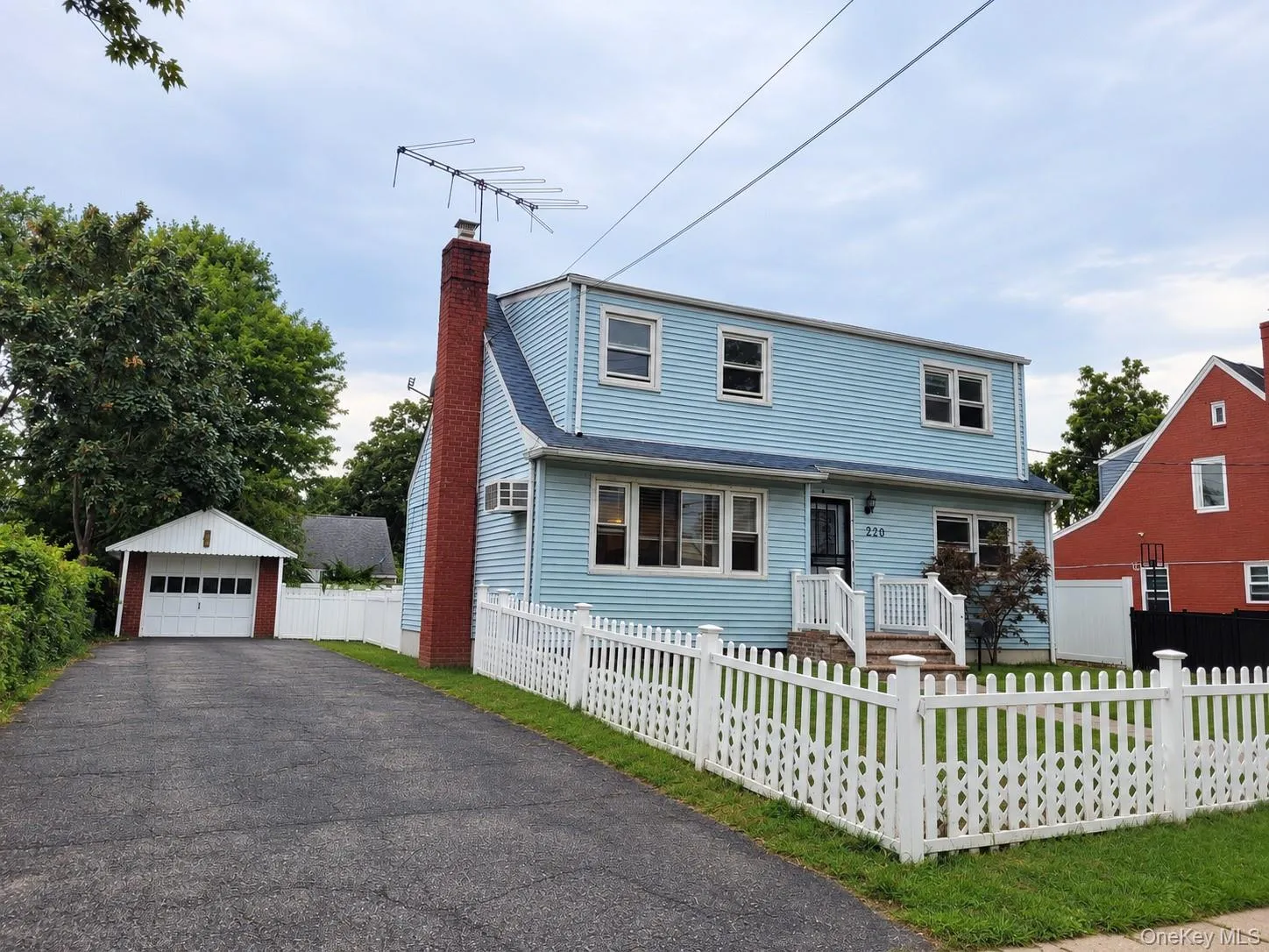 220 Lehrer Avenue, Hempstead, NY, 4 Bedrooms Bedrooms, 8 Rooms Rooms,3 BathroomsBathrooms,Residential,For Rent,Lehrer,0,1049326 220 Lehrer Avenue, Hempstead, NY, 4 Bedrooms Bedrooms, 8 Rooms Rooms,3 BathroomsBathrooms,Residential,For Rent,Lehrer,0,1049326