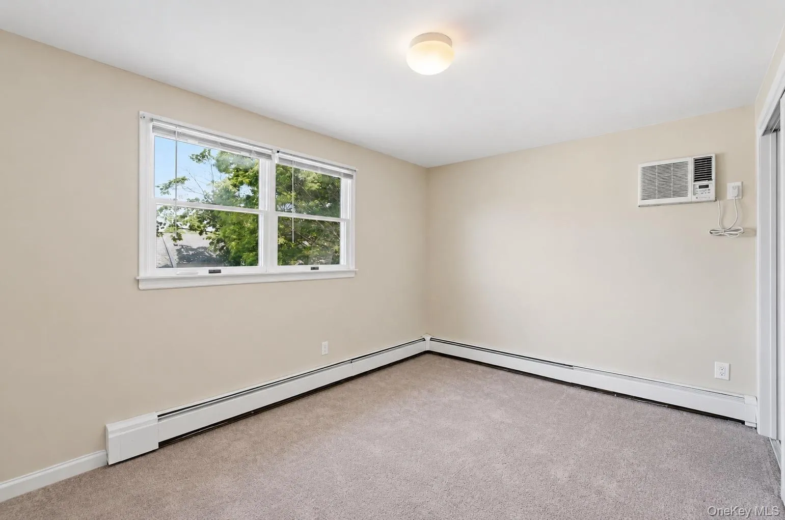 12 Cable Lane, Oyster Bay, NY, 6 Bedrooms Bedrooms, 10 Rooms Rooms,2 BathroomsBathrooms,Residential Lease,For Rent,Cable Lane,0,1049331 12 Cable Lane, Oyster Bay, NY, 6 Bedrooms Bedrooms, 10 Rooms Rooms,2 BathroomsBathrooms,Residential Lease,For Rent,Cable Lane,0,1049331