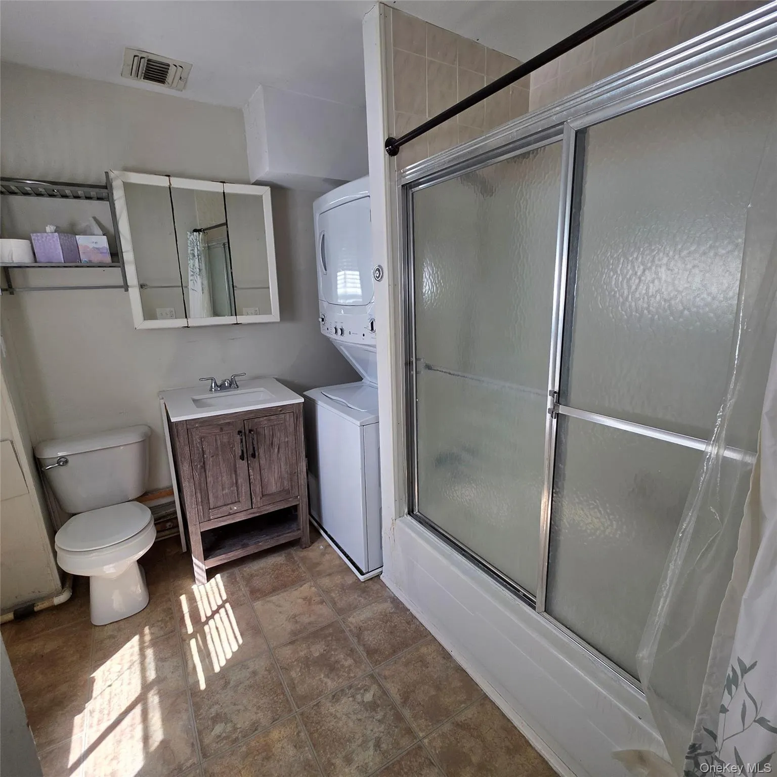415 Myrtle Avenue, Brookhaven, NY, 2 Bedrooms Bedrooms, 5 Rooms Rooms,1 BathroomBathrooms,Residential Lease,For Rent,Myrtle,0,1049333 415 Myrtle Avenue, Brookhaven, NY, 2 Bedrooms Bedrooms, 5 Rooms Rooms,1 BathroomBathrooms,Residential Lease,For Rent,Myrtle,0,1049333