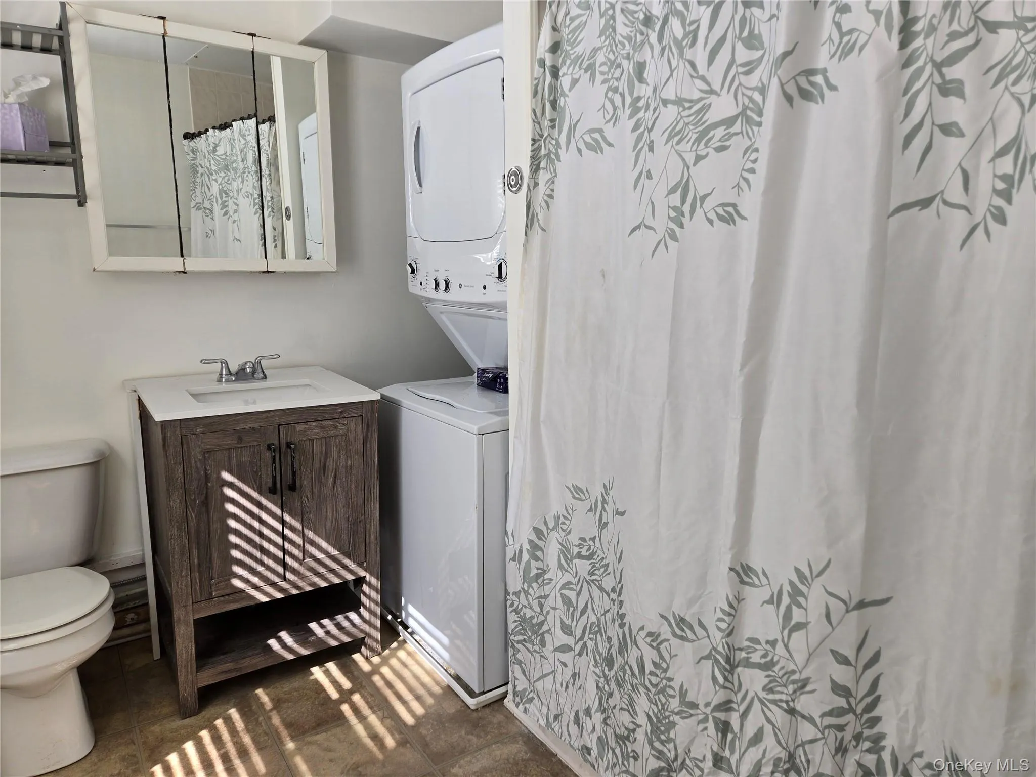 415 Myrtle Avenue, Brookhaven, NY, 2 Bedroom Bedrooms, 5 Room Rooms,1 BathroomBathrooms,Residential Lease,For Rent,Myrtle,0,1049333 415 Myrtle Avenue, Brookhaven, NY, 2 Bedroom Bedrooms, 5 Room Rooms,1 BathroomBathrooms,Residential Lease,For Rent,Myrtle,0,1049333