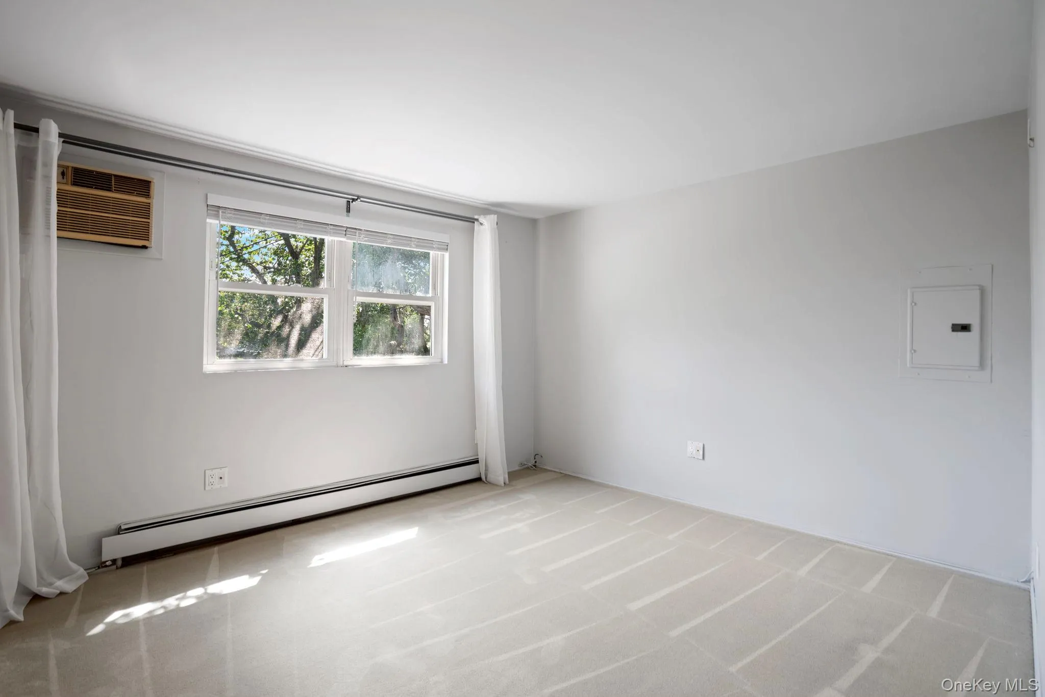 48 Grey Lane, Hempstead, NY, 5 Bedrooms Bedrooms, 9 Rooms Rooms,2 BathroomsBathrooms,Residential,For Rent,Grey,0,1049334 48 Grey Lane, Hempstead, NY, 5 Bedrooms Bedrooms, 9 Rooms Rooms,2 BathroomsBathrooms,Residential,For Rent,Grey,0,1049334