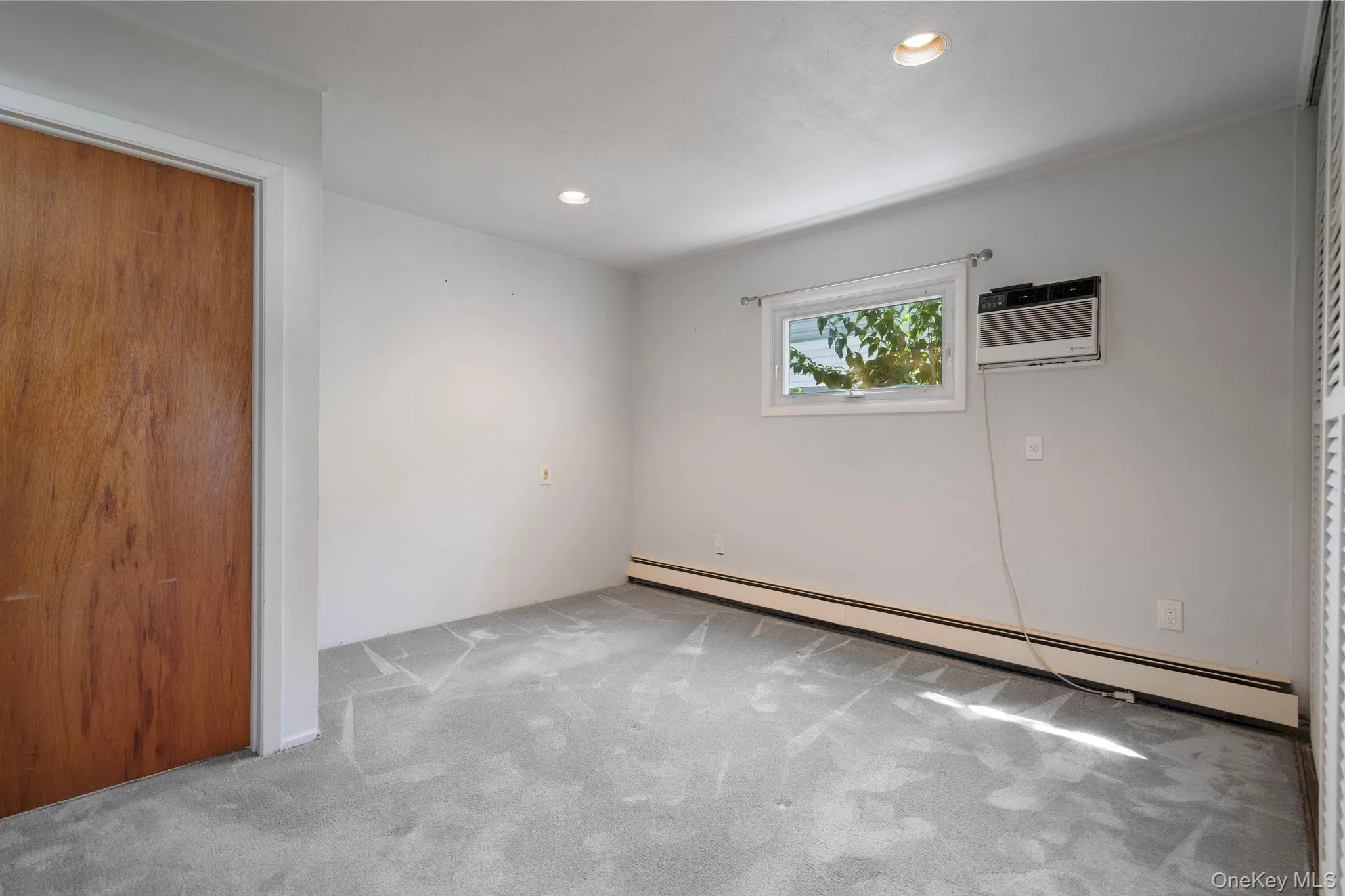 48 Grey Lane, Hempstead, NY, 5 Bedrooms Bedrooms, 9 Rooms Rooms,2 BathroomsBathrooms,Residential,For Rent,Grey,0,1049334 48 Grey Lane, Hempstead, NY, 5 Bedrooms Bedrooms, 9 Rooms Rooms,2 BathroomsBathrooms,Residential,For Rent,Grey,0,1049334