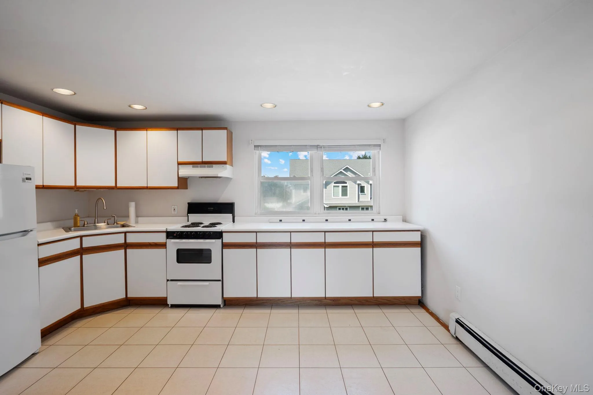48 Grey Lane, Hempstead, NY, 5 Bedrooms Bedrooms, 9 Rooms Rooms,2 BathroomsBathrooms,Residential,For Rent,Grey,0,1049334 48 Grey Lane, Hempstead, NY, 5 Bedrooms Bedrooms, 9 Rooms Rooms,2 BathroomsBathrooms,Residential,For Rent,Grey,0,1049334