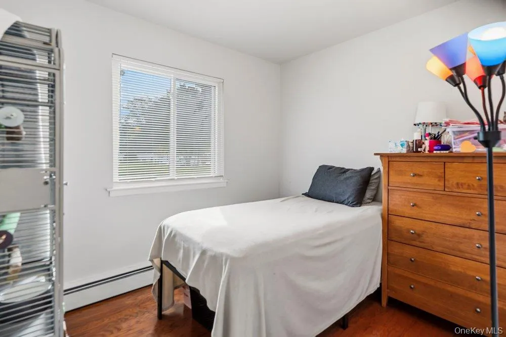 24 Blackfoot Trail, Brookhaven, NY, 3 Bedrooms Bedrooms, 7 Rooms Rooms,1 BathroomBathrooms,Residential,For Rent,Blackfoot,0,1049337 24 Blackfoot Trail, Brookhaven, NY, 3 Bedrooms Bedrooms, 7 Rooms Rooms,1 BathroomBathrooms,Residential,For Rent,Blackfoot,0,1049337